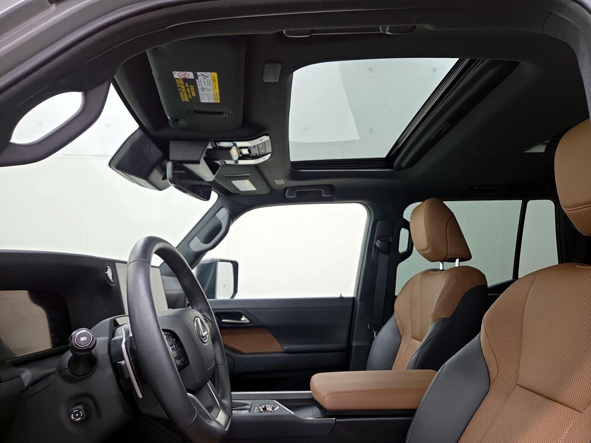 Thumbnail: 2025 Lexus GX - 19