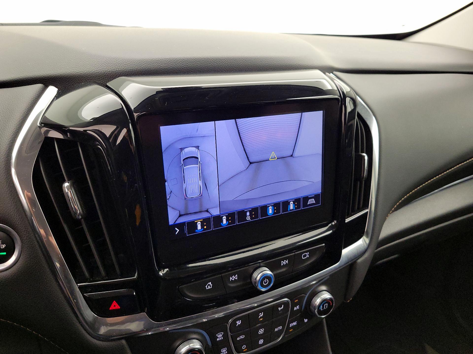Thumbnail: 2021 Chevrolet Traverse - 15