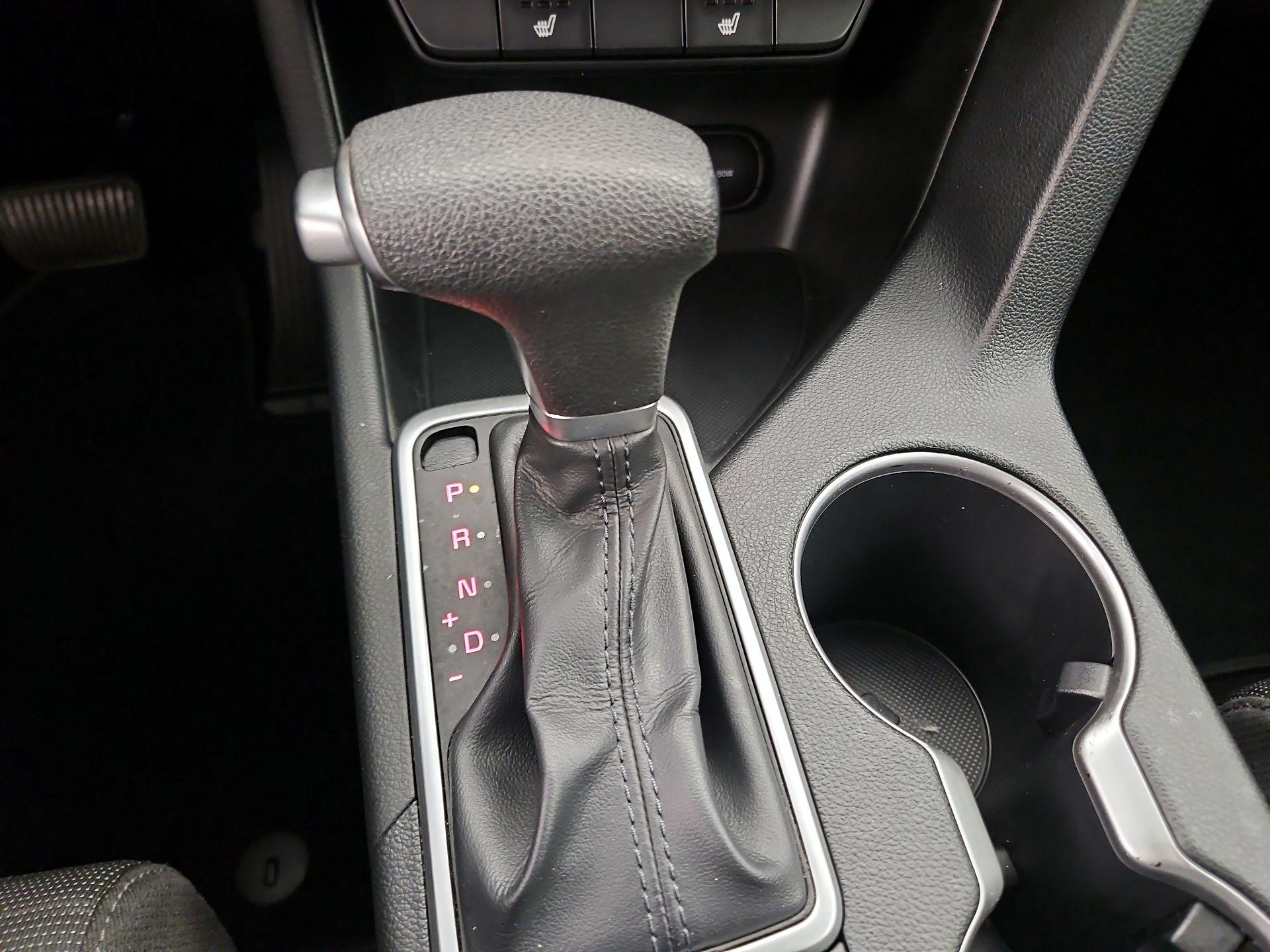 Thumbnail: 2017 Kia Sportage - 17