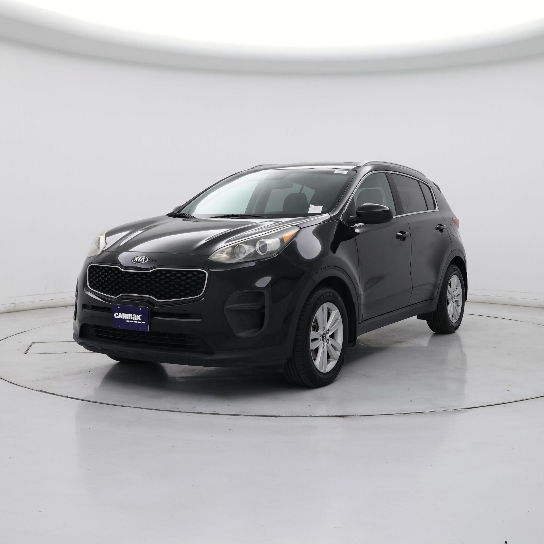 Thumbnail: 2017 Kia Sportage - 4