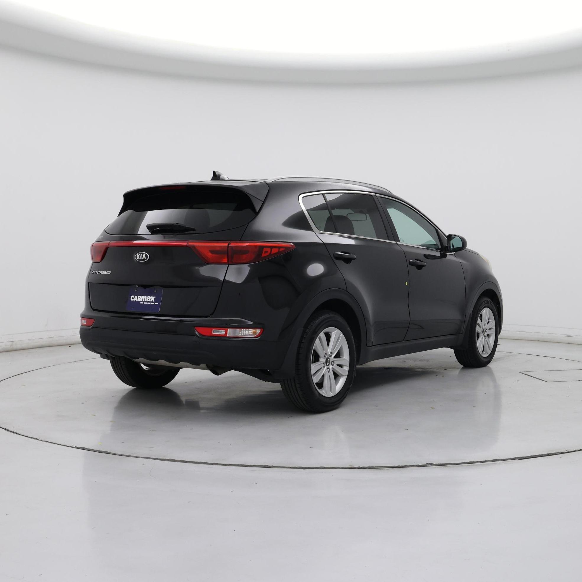 Thumbnail: 2017 Kia Sportage - 8