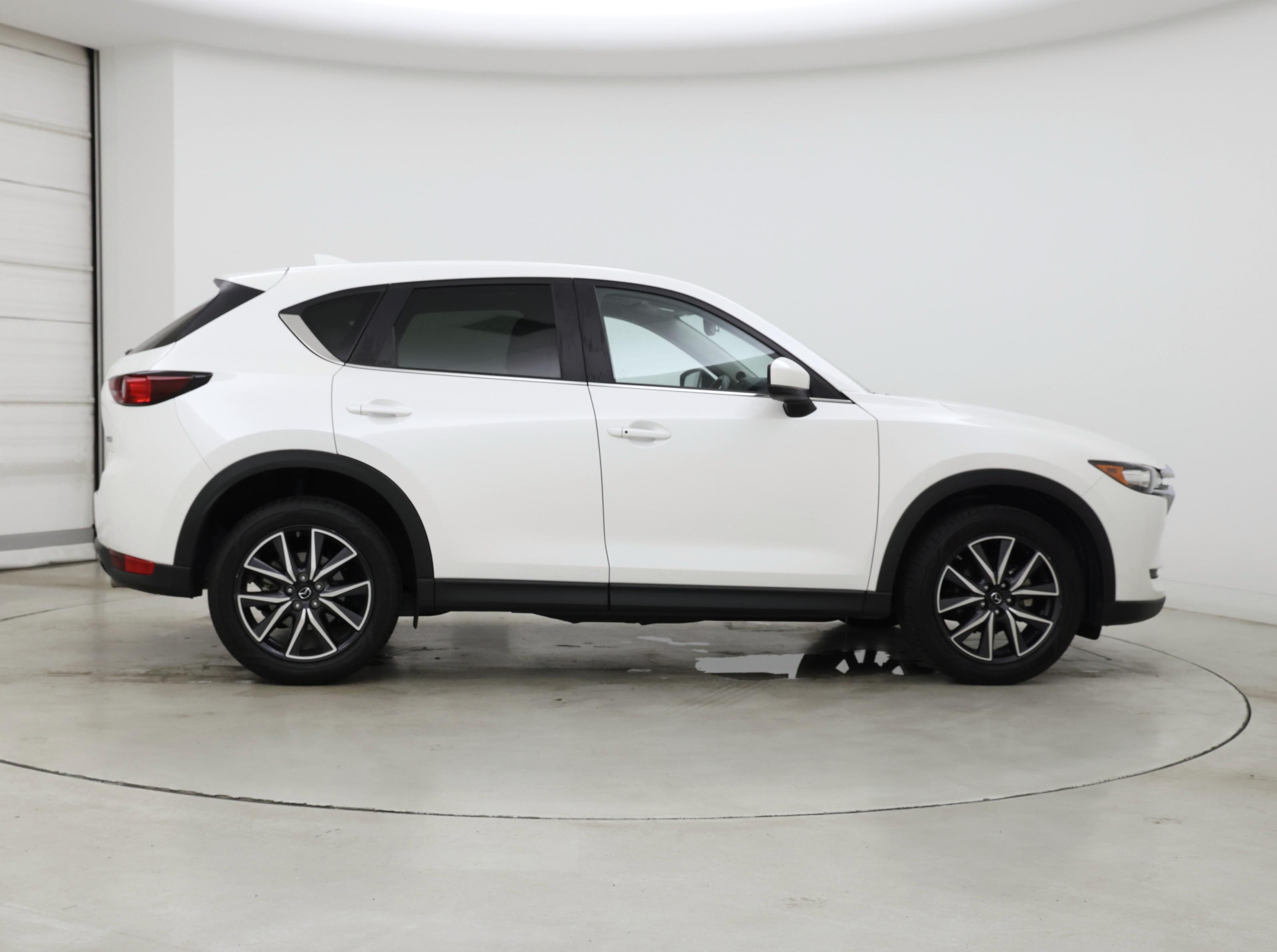 Thumbnail: 2018 Mazda CX-5 - 7