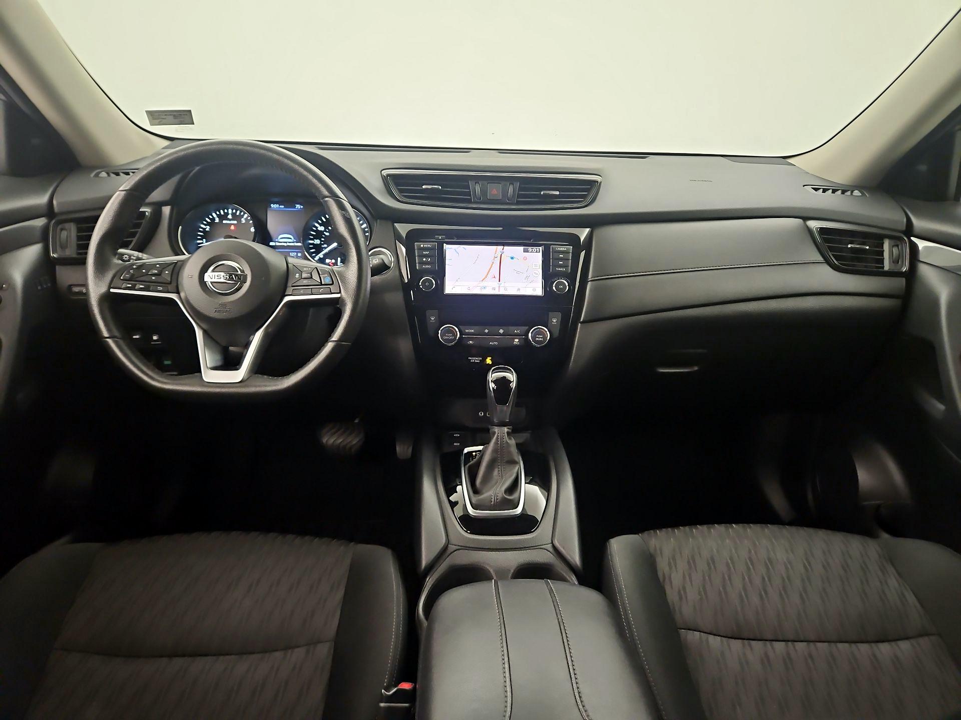 Thumbnail: 2020 Nissan Rogue - 9