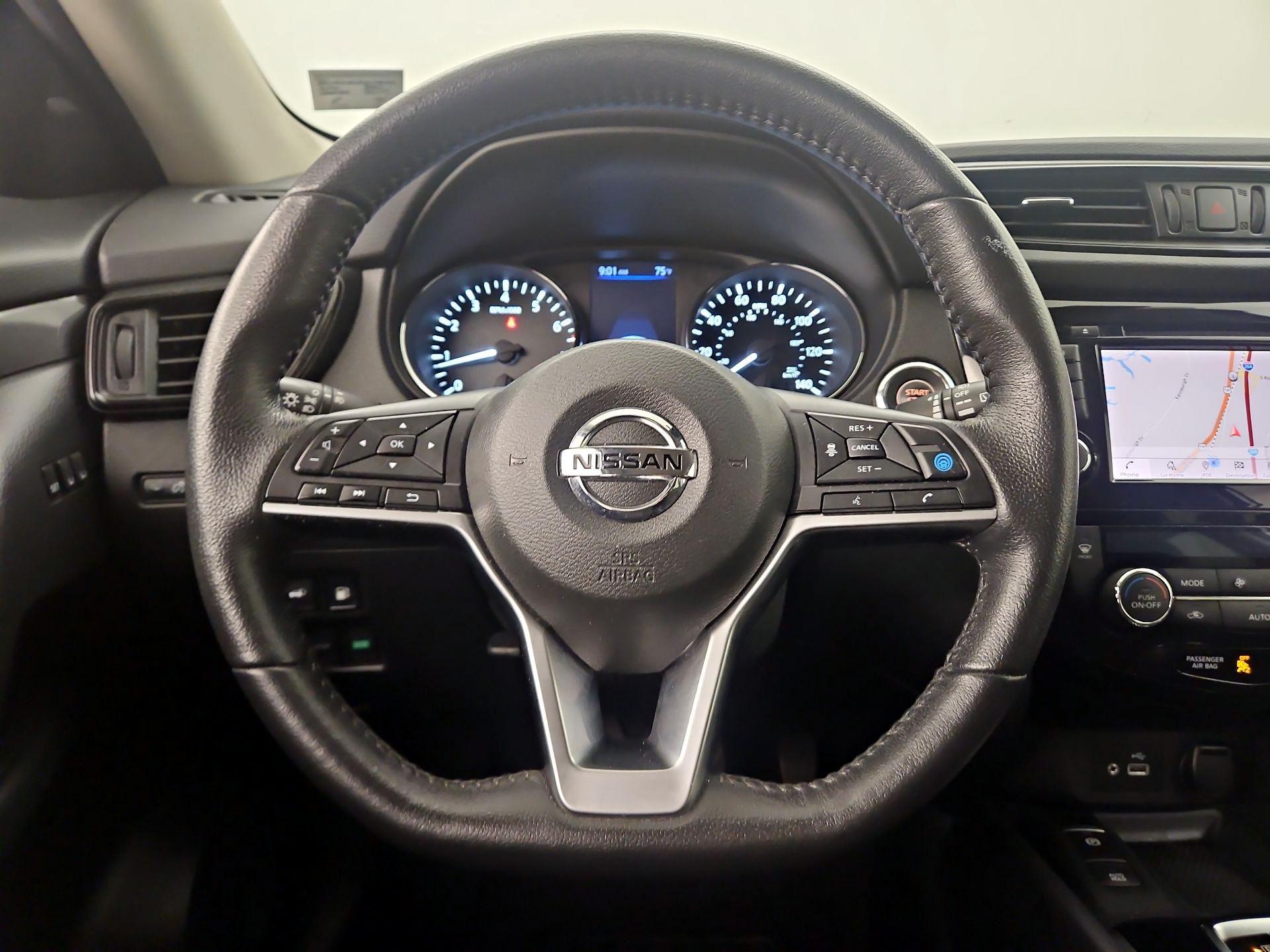 Thumbnail: 2020 Nissan Rogue - 10
