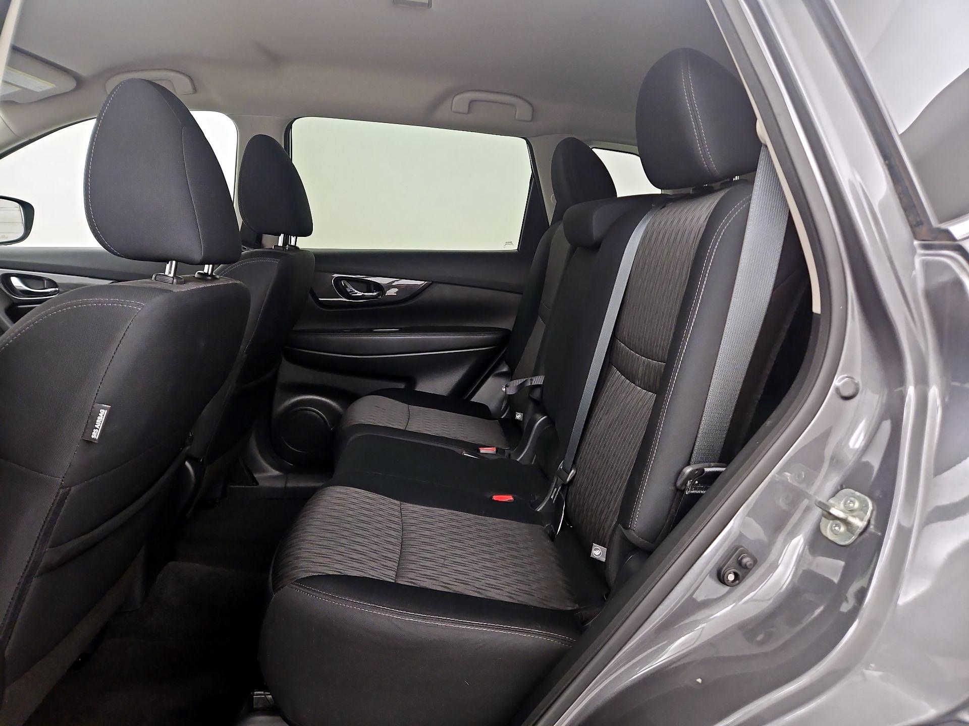 Thumbnail: 2020 Nissan Rogue - 20