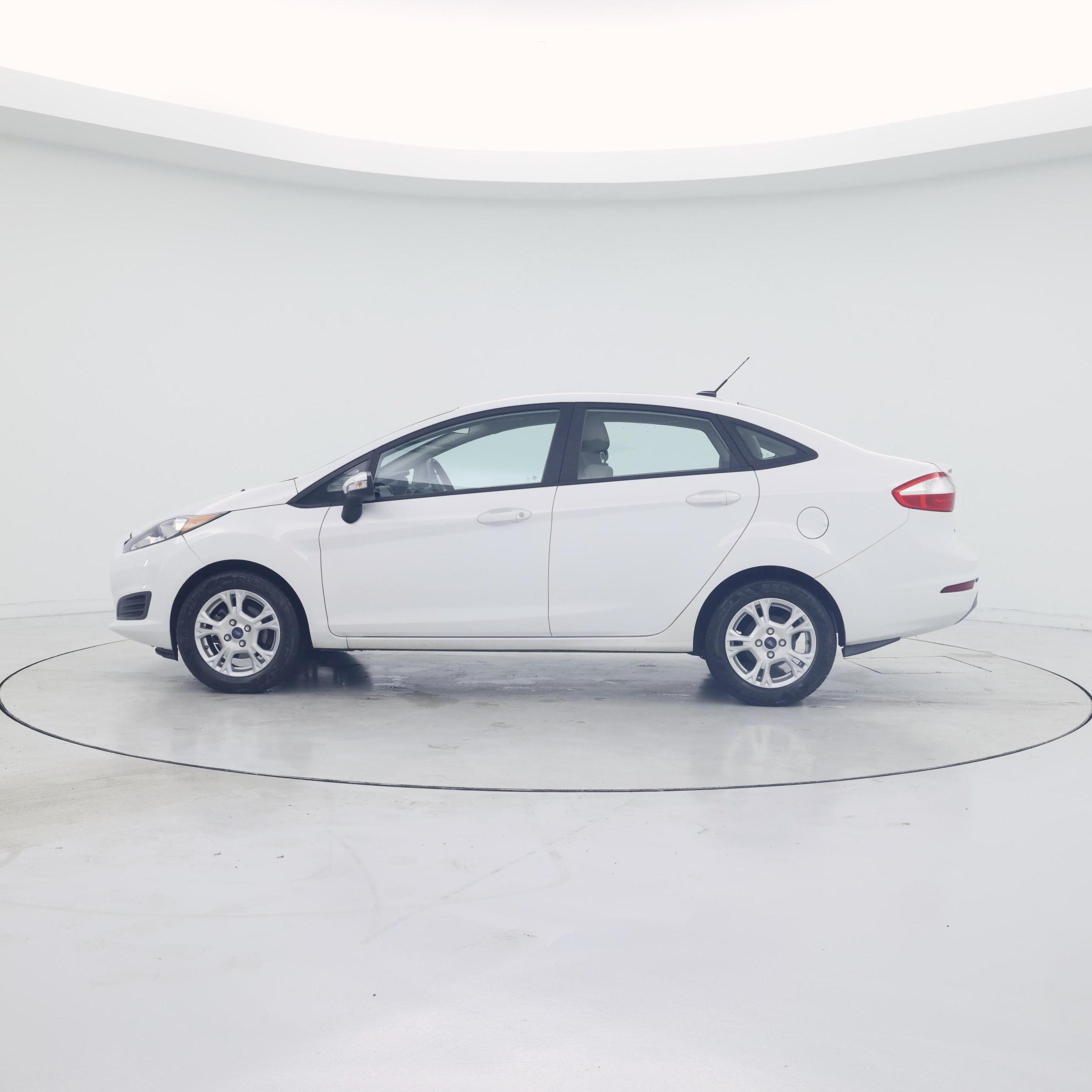 Thumbnail: 2016 Ford Fiesta - 3