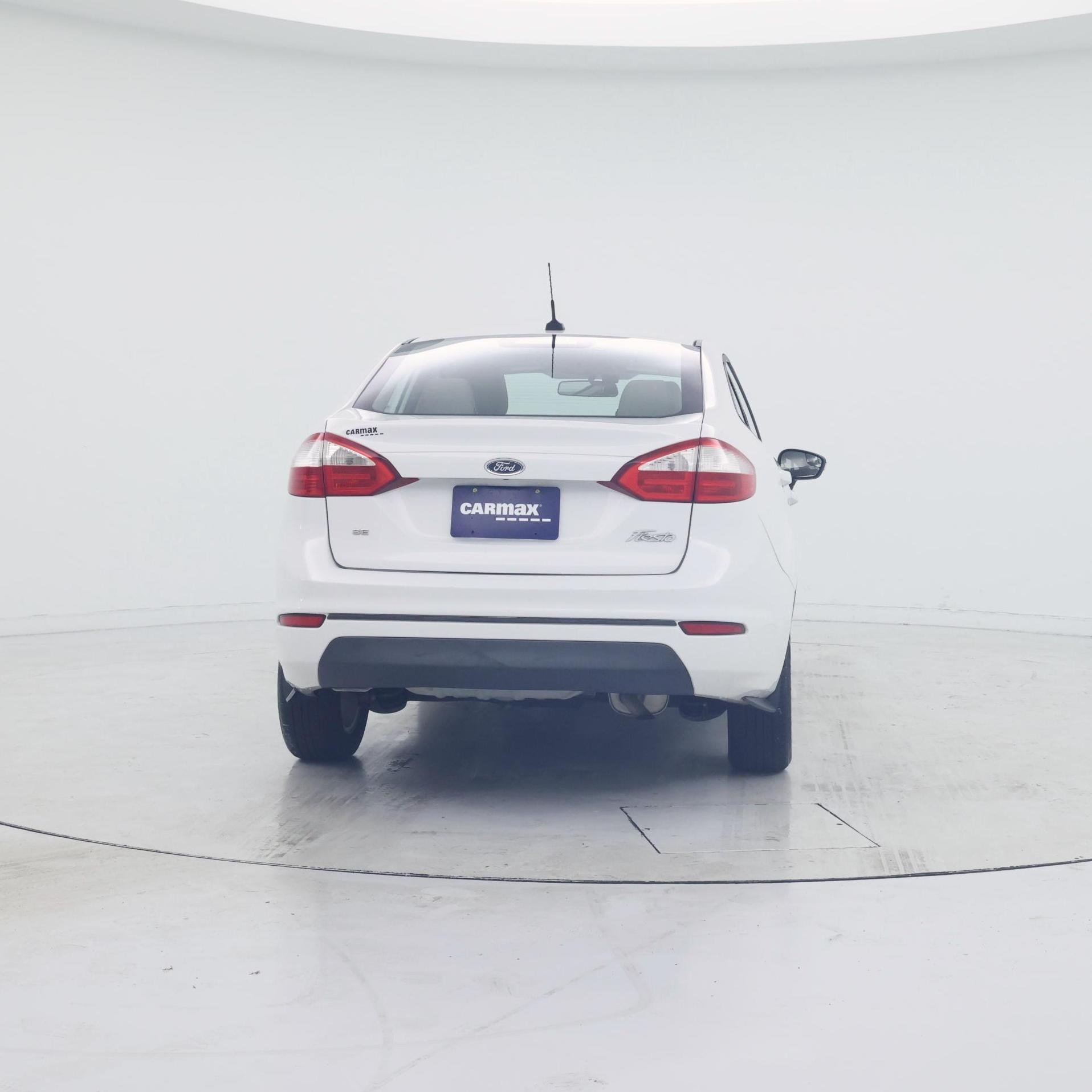 Thumbnail: 2016 Ford Fiesta - 6