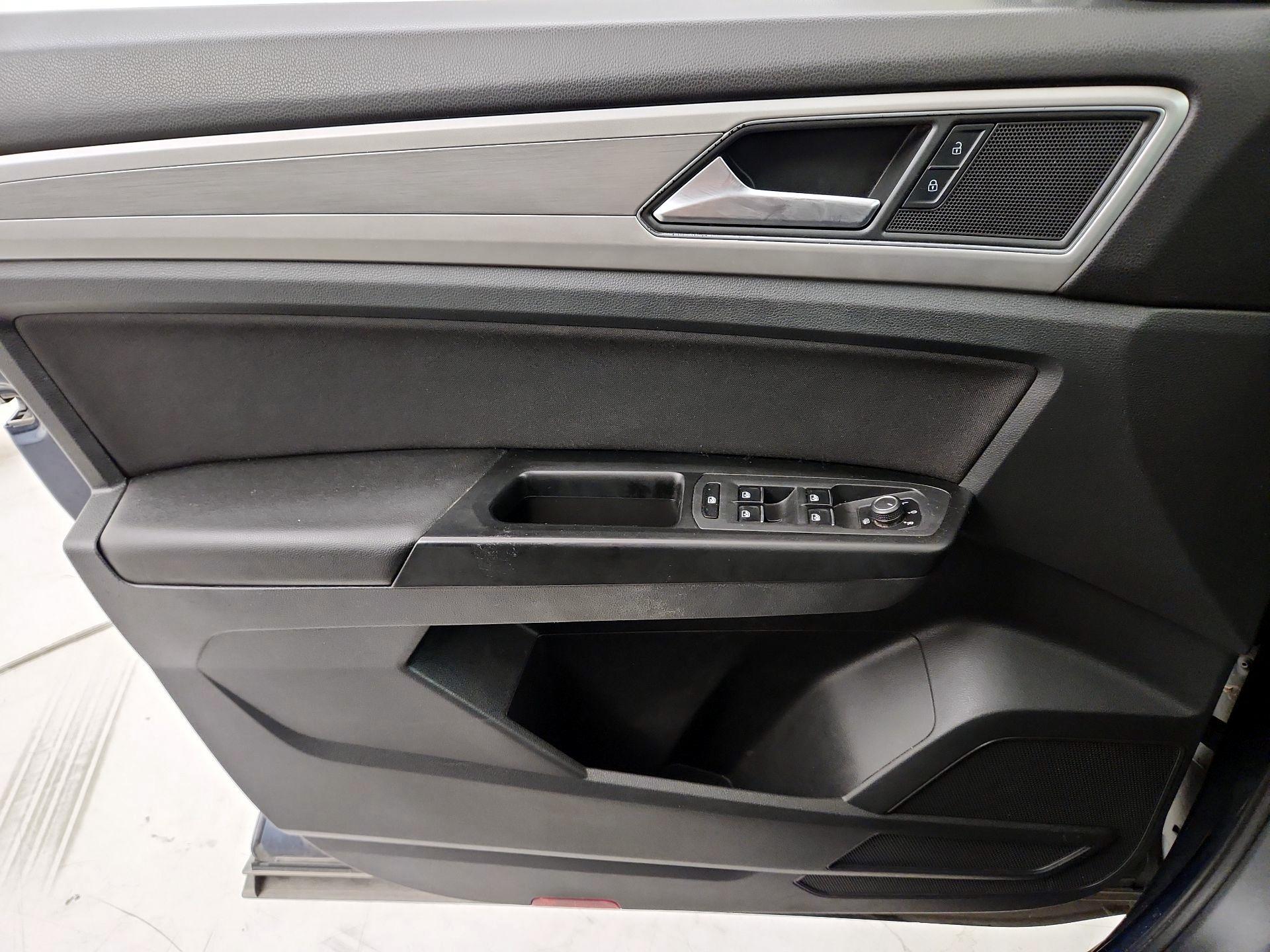 Thumbnail: 2019 Volkswagen Atlas - 12