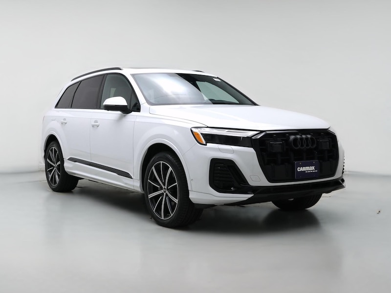 2025 Audi Q7 Premium Plus