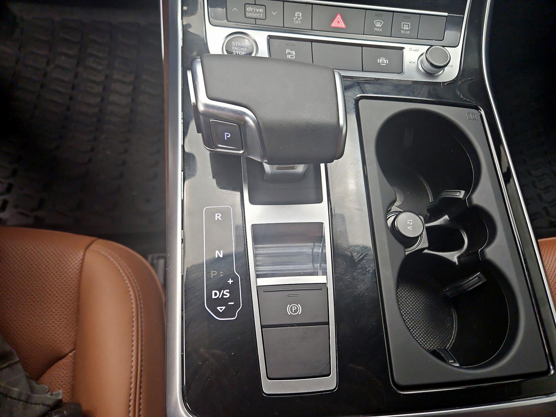 Thumbnail: 2025 Audi Q7 - 18