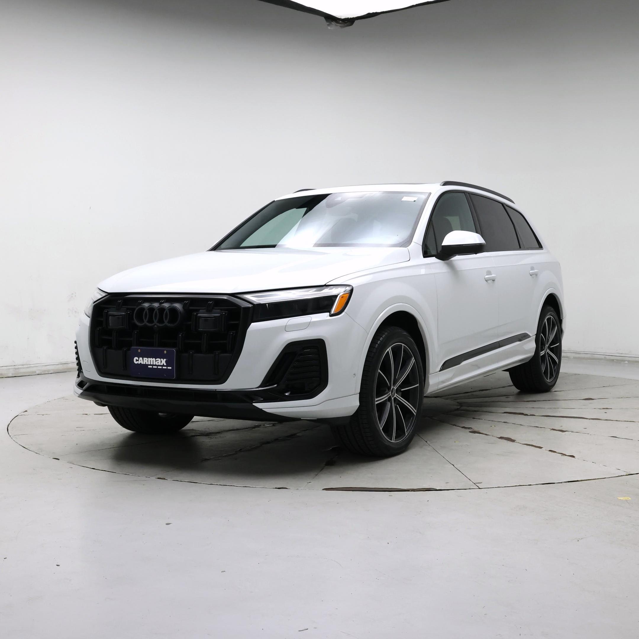 Thumbnail: 2025 Audi Q7 - 4
