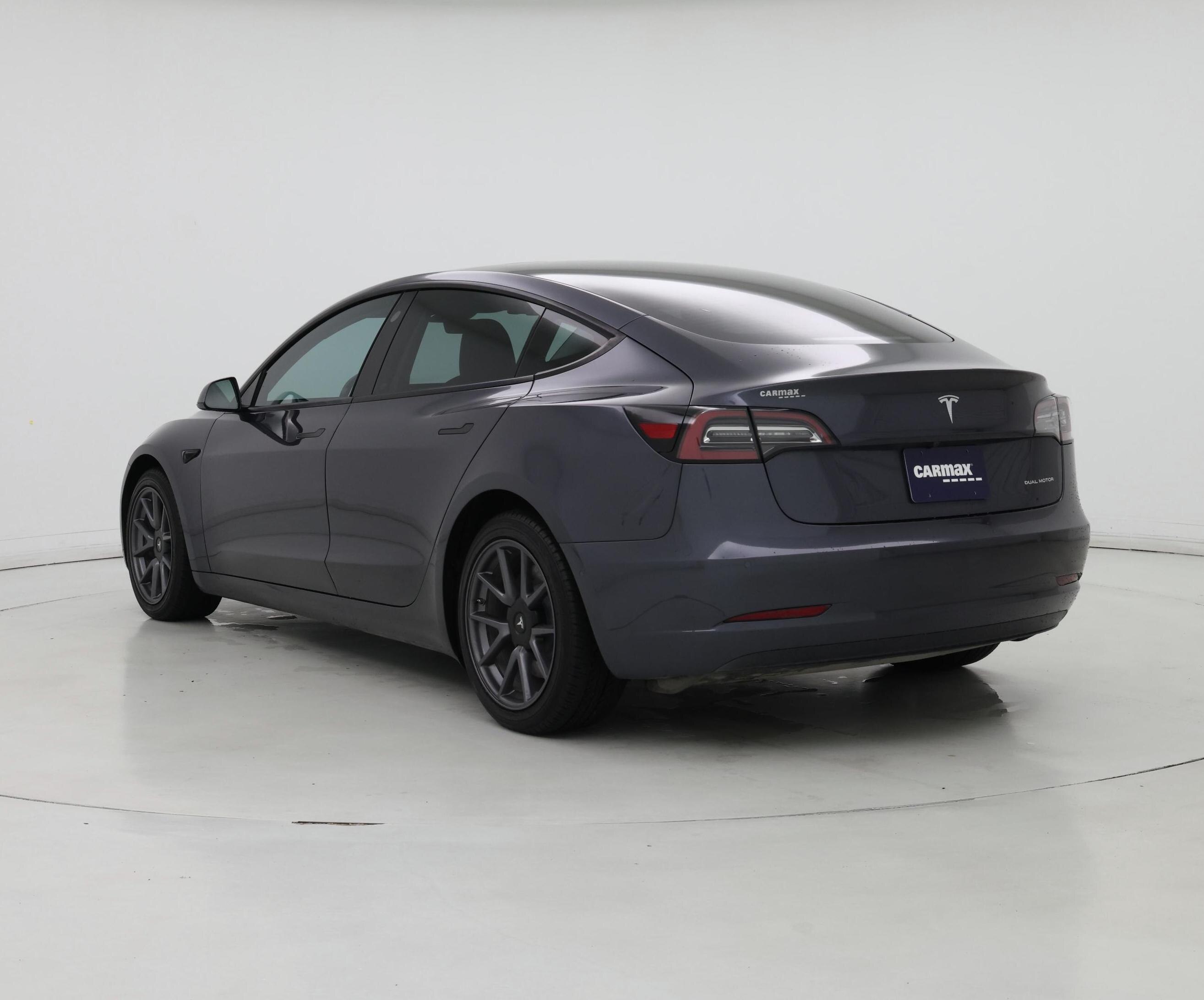 Thumbnail: 2022 Tesla Model 3 - 2