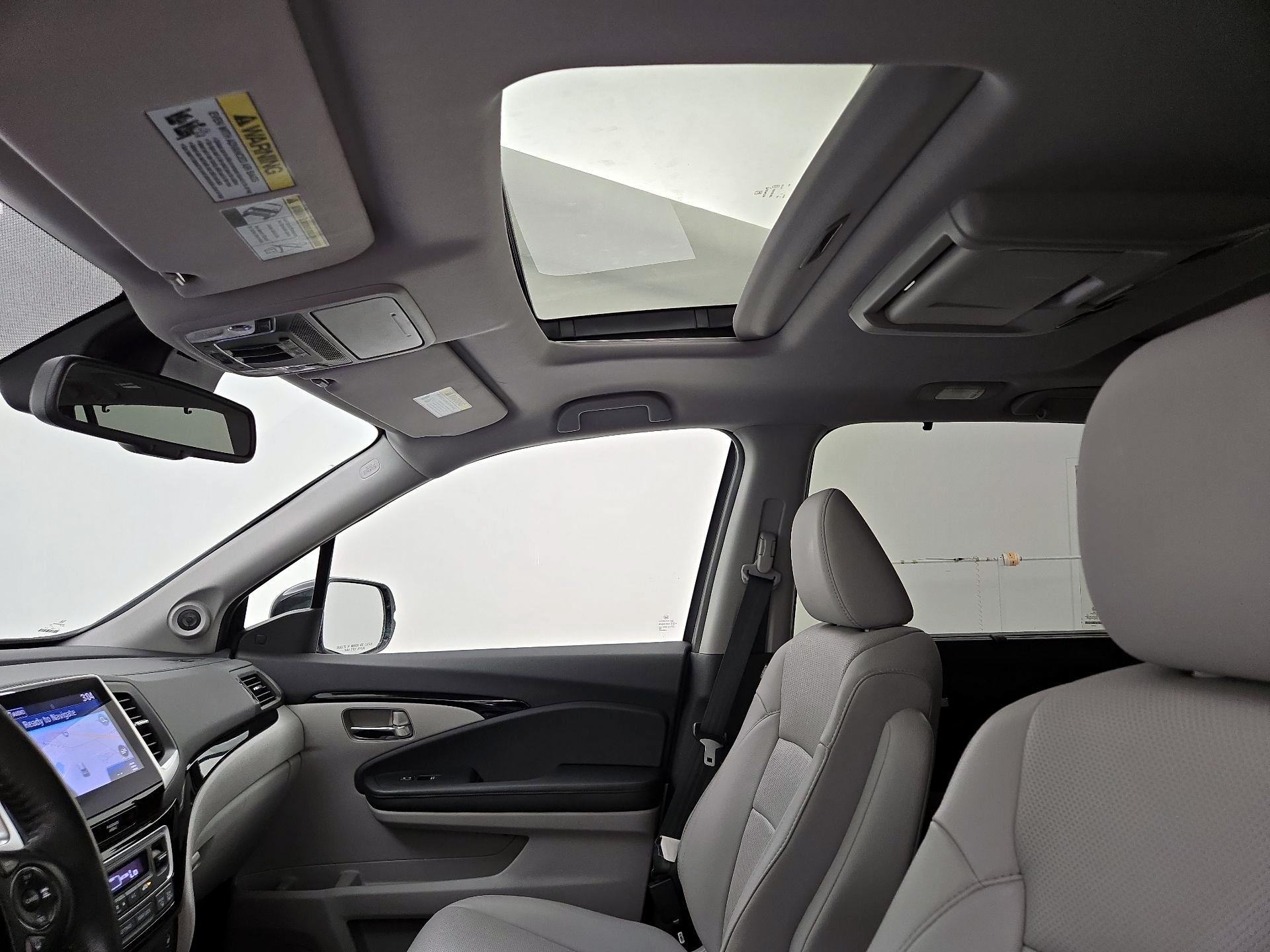 Thumbnail: 2016 Honda Pilot - 20