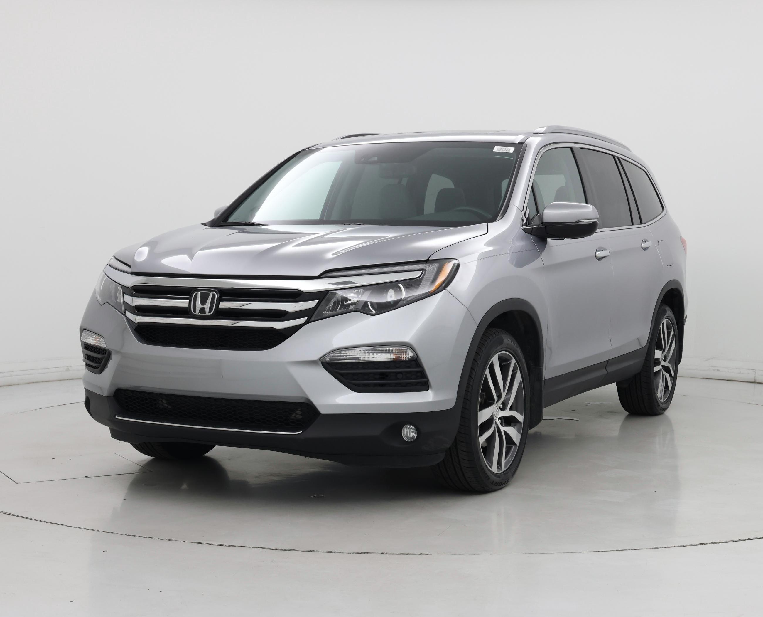 Thumbnail: 2016 Honda Pilot - 4