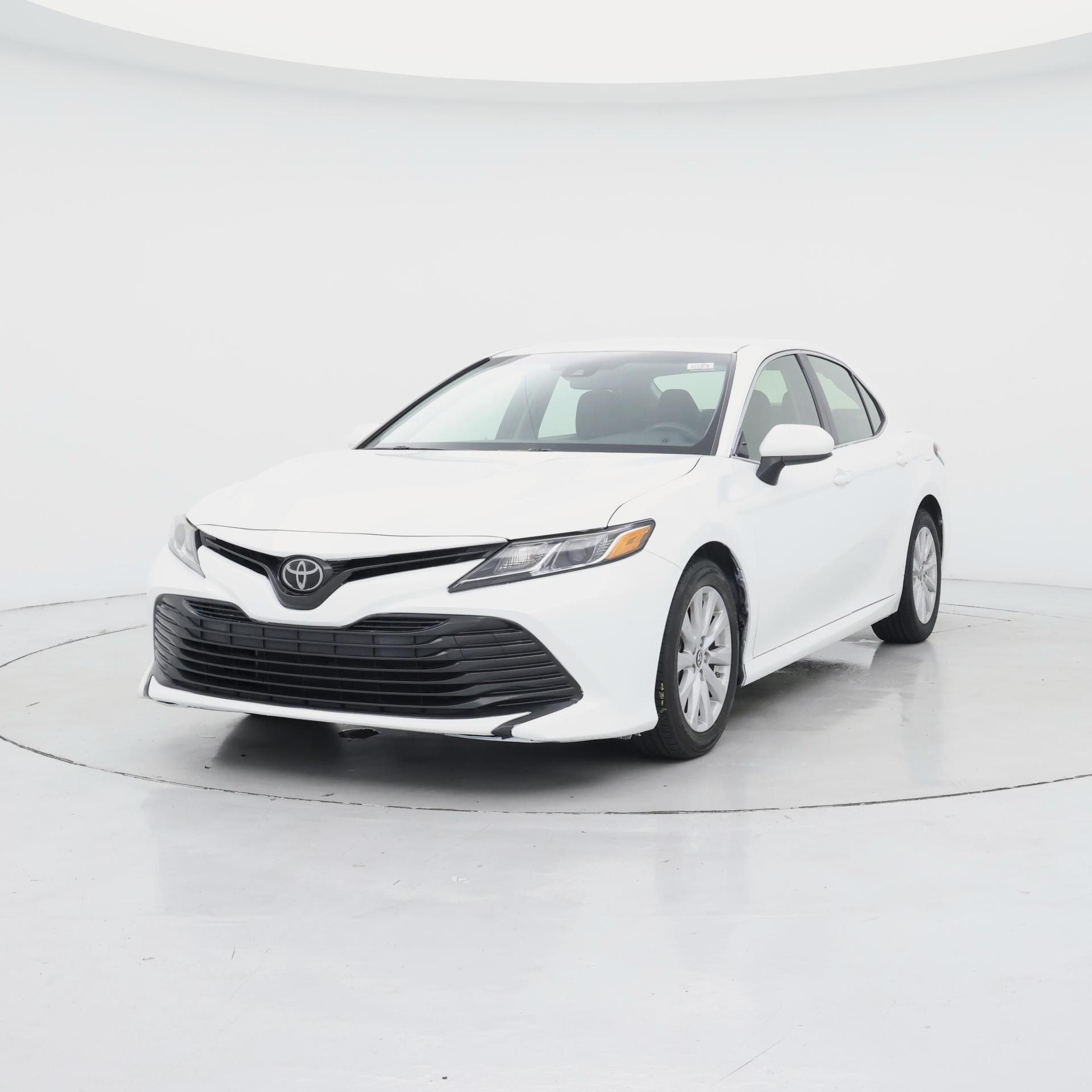 Thumbnail: 2018 Toyota Camry - 4