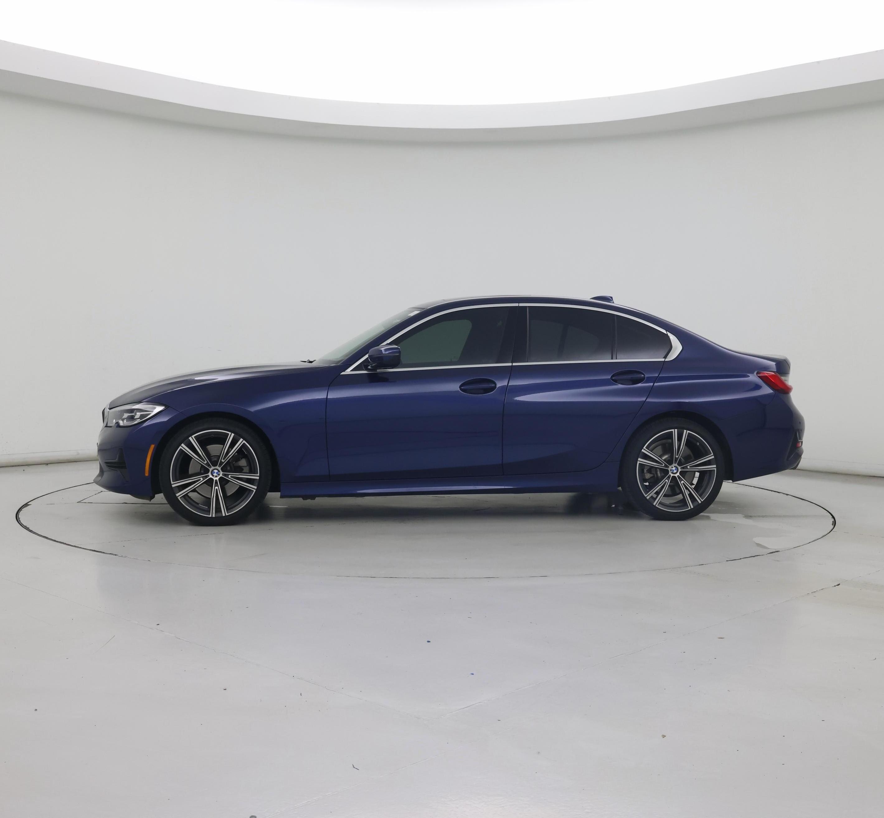 Thumbnail: 2020 BMW 3 Series - 3