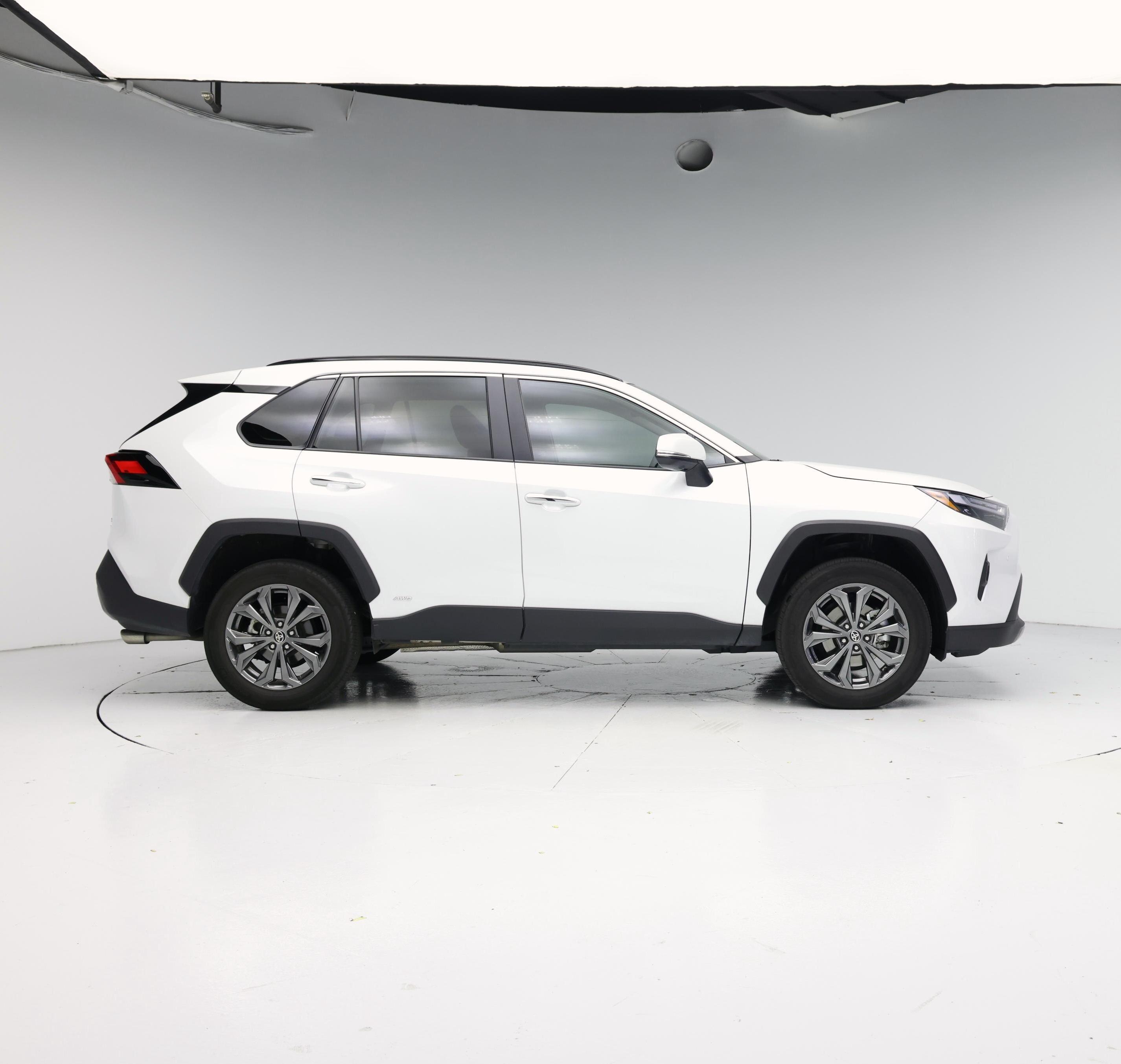 Thumbnail: 2023 Toyota RAV4 - 7