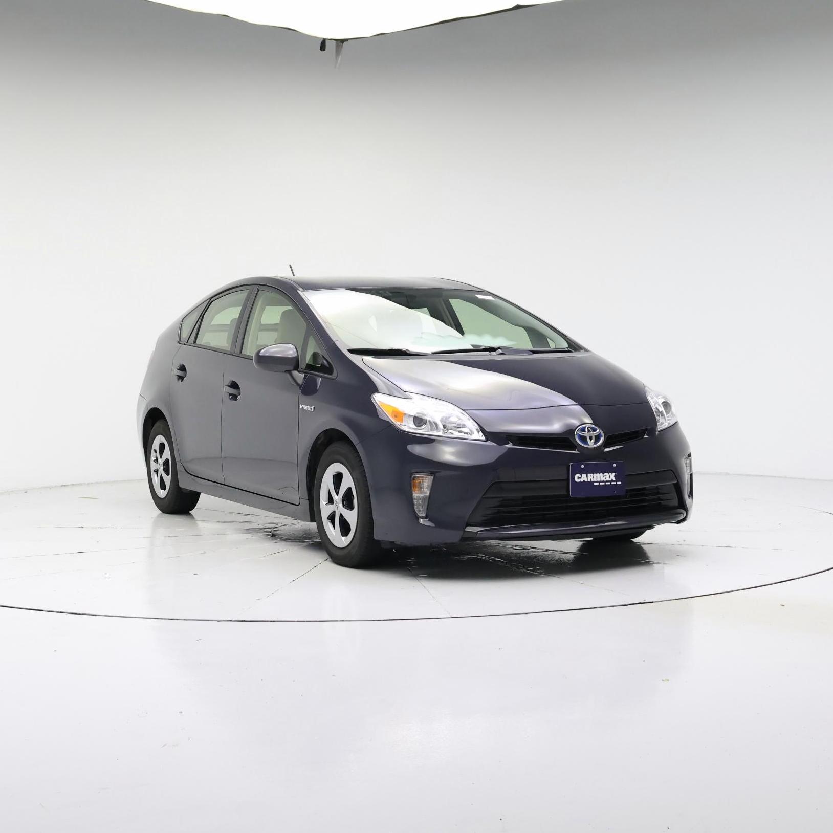 Gray 2014 Toyota Prius Hatchback Front-Wheel Drive Automatic