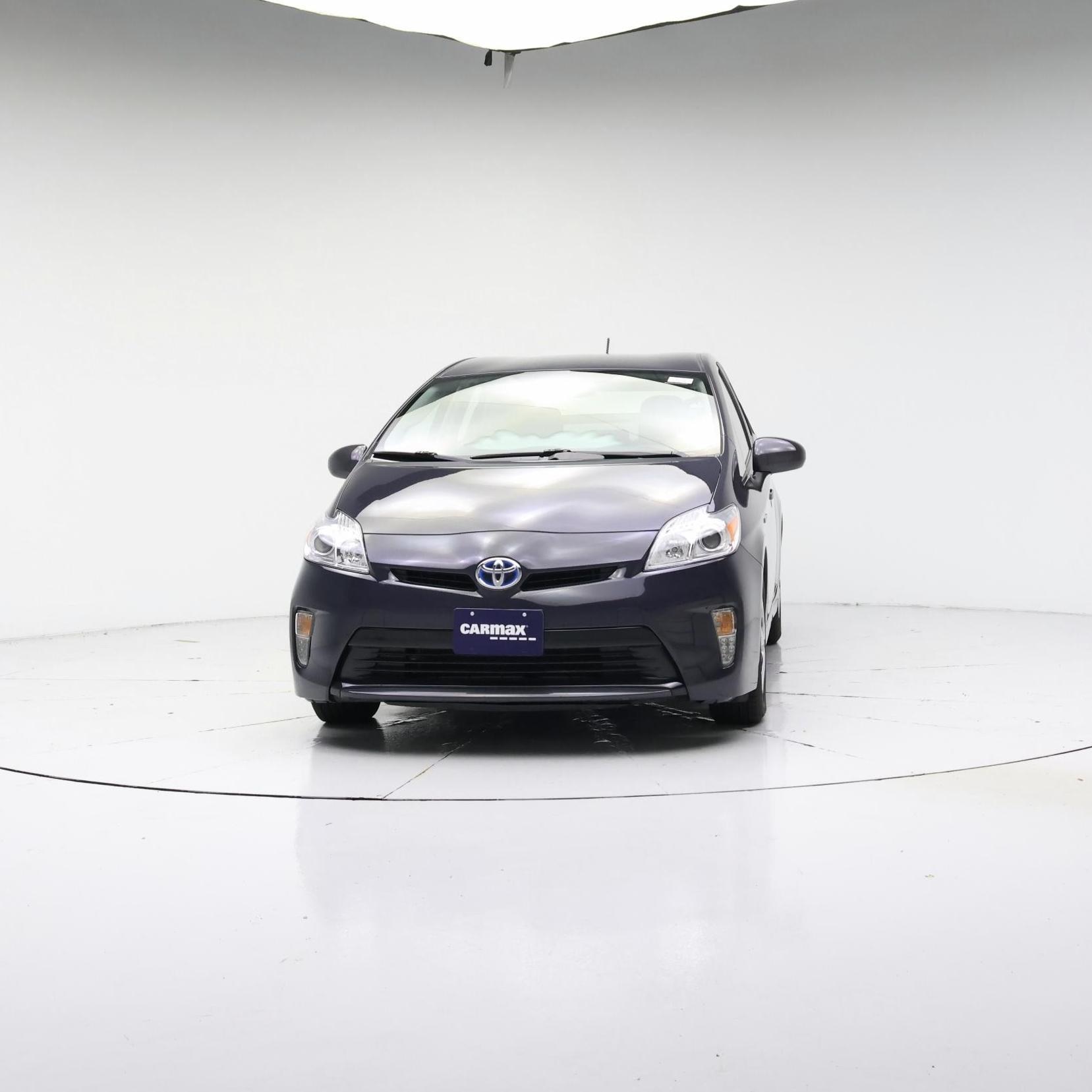 Thumbnail: 2014 Toyota Prius - 3