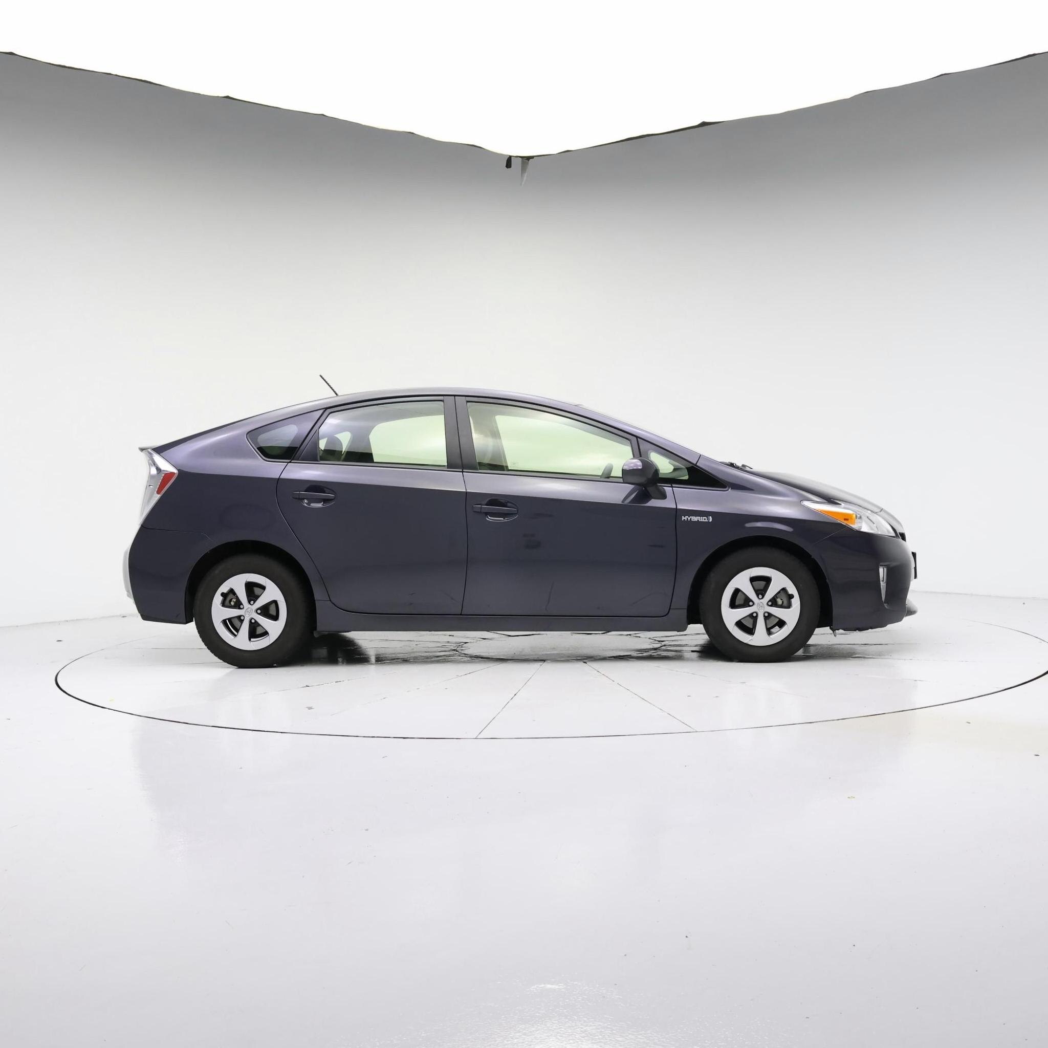 Thumbnail: 2014 Toyota Prius - 7