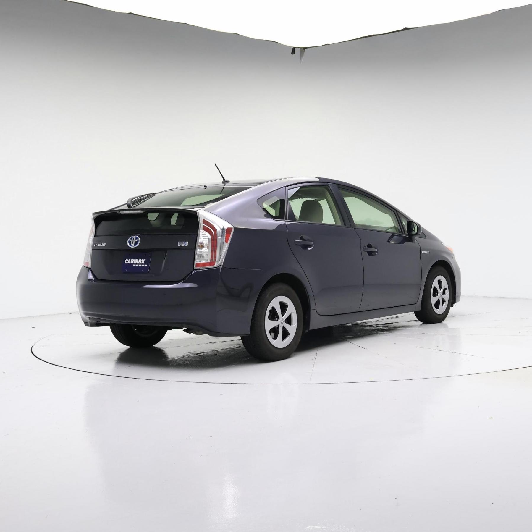 Thumbnail: 2014 Toyota Prius - 8