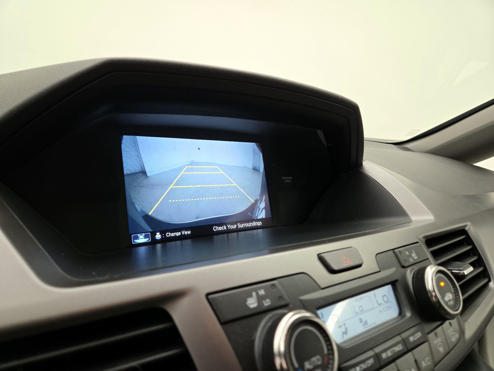 Thumbnail: 2016 Honda Odyssey - 14
