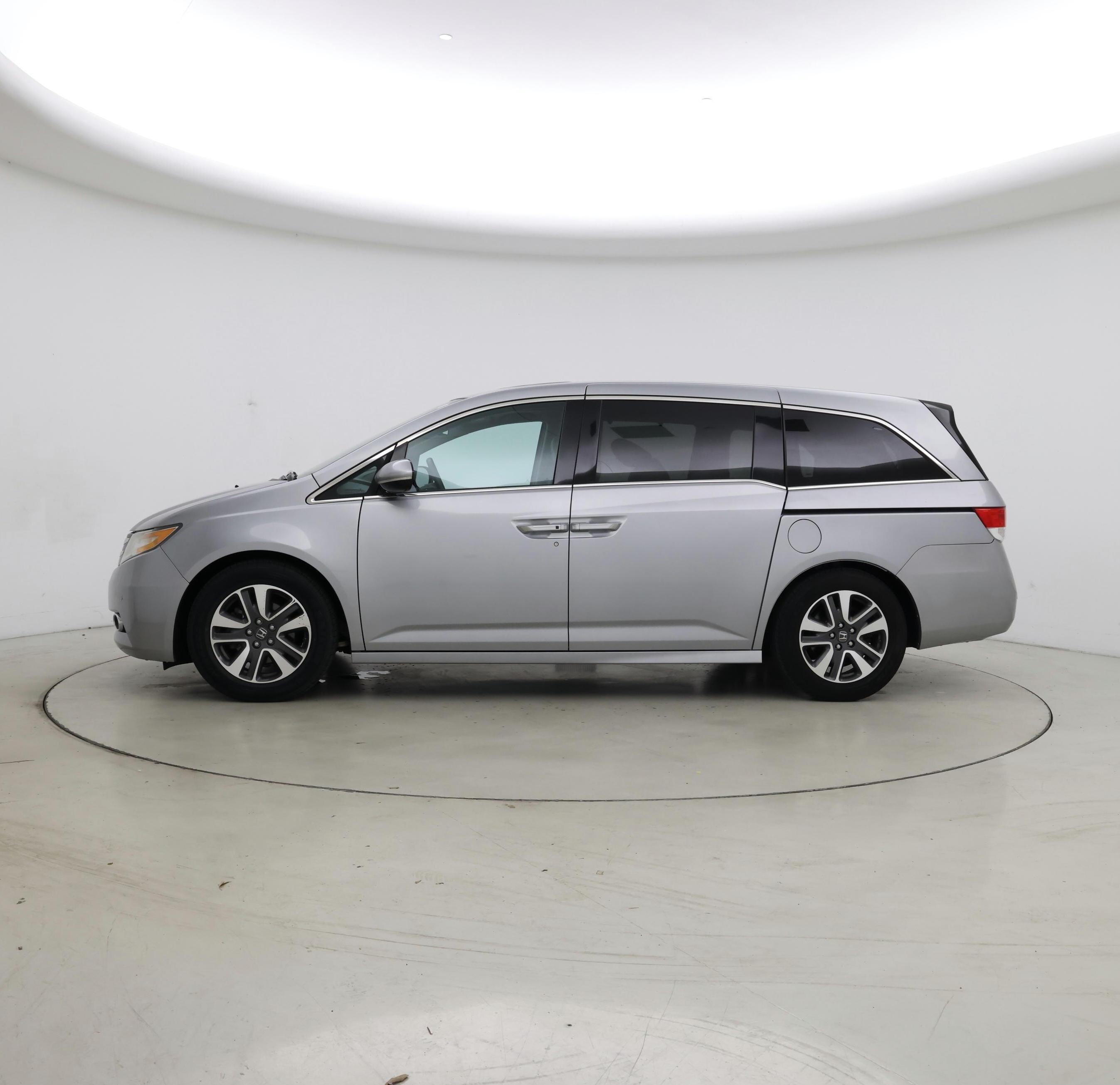 Thumbnail: 2016 Honda Odyssey - 3