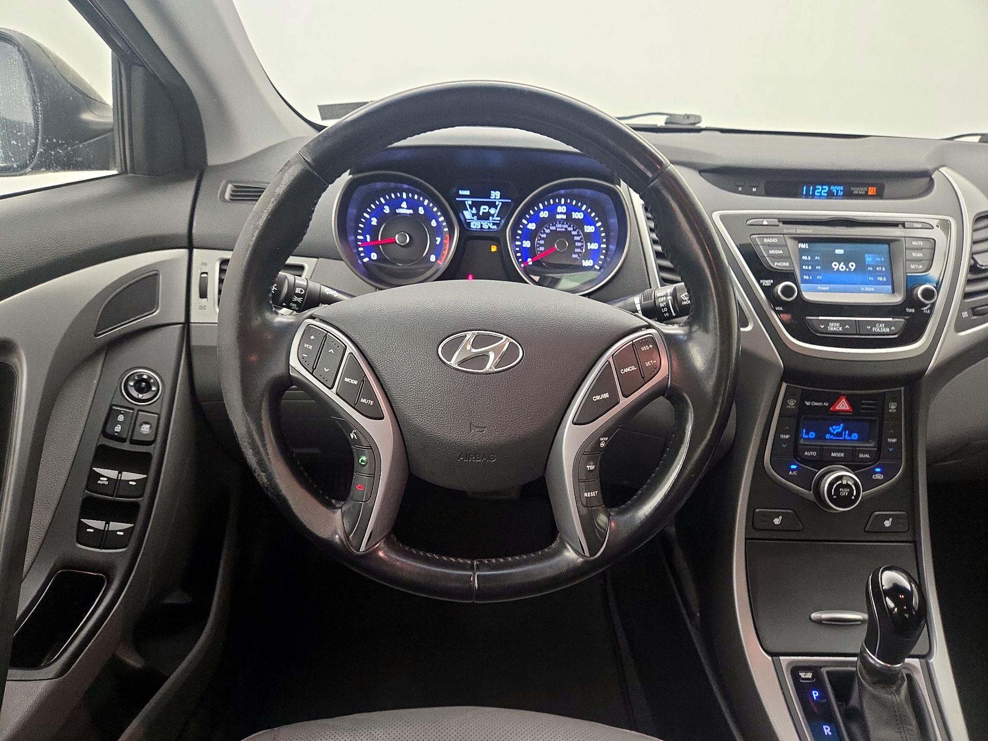 Thumbnail: 2016 Hyundai Elantra - 10