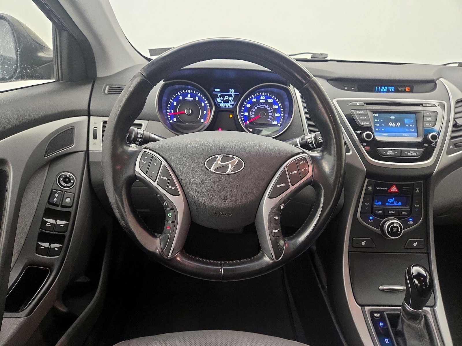 2016 Hyundai Elantra Limited - Photo 11