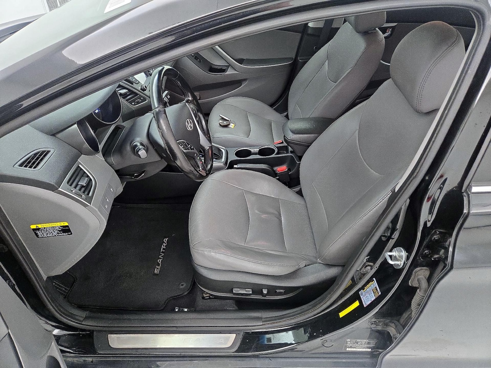 2016 Hyundai Elantra Limited - Photo 12