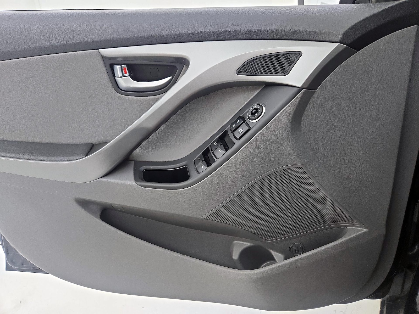 2016 Hyundai Elantra Limited - Photo 13