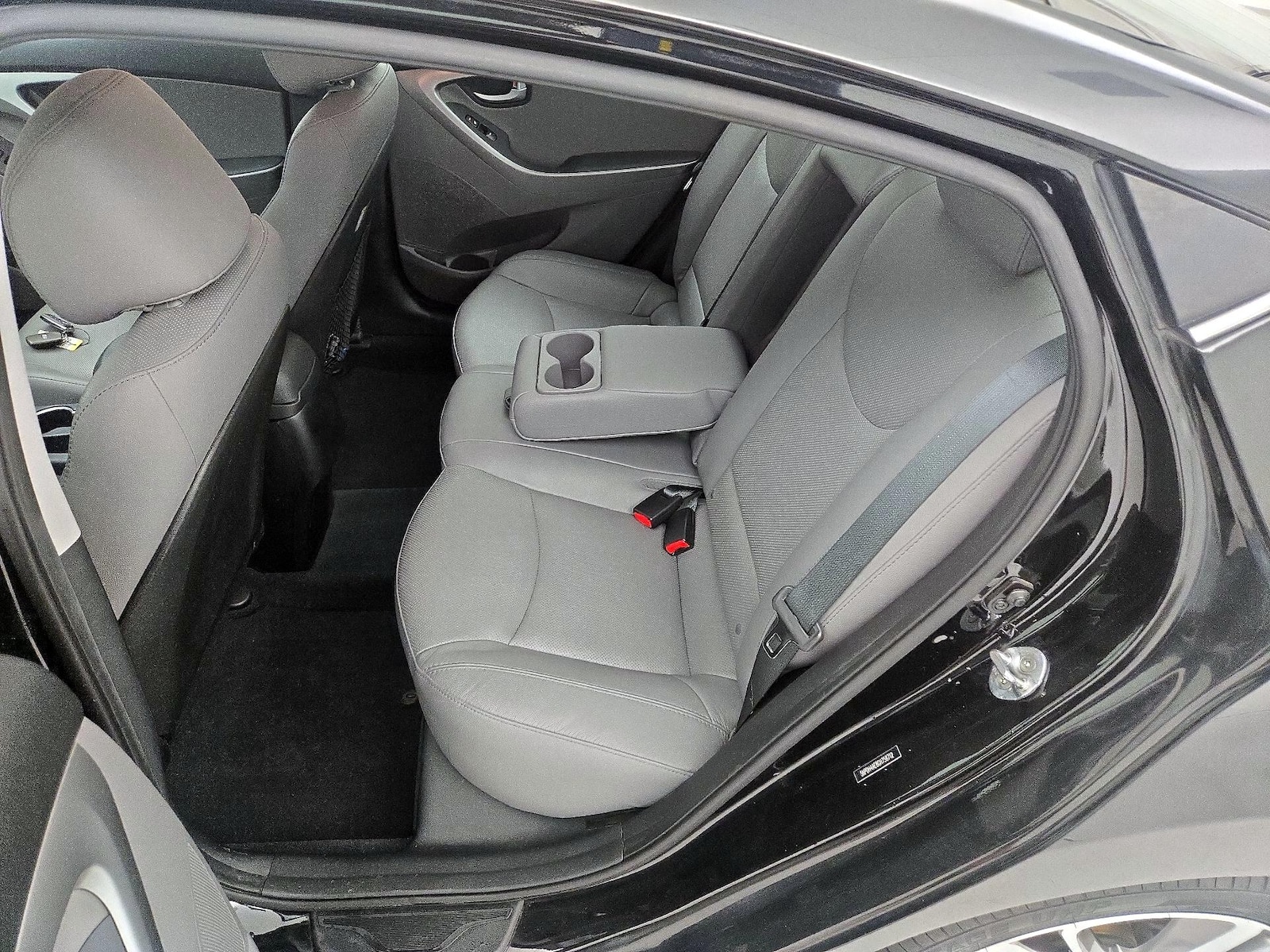 2016 Hyundai Elantra Limited - Photo 20