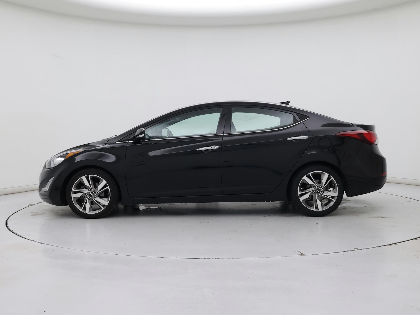 2016 Hyundai Elantra Limited - Photo 4