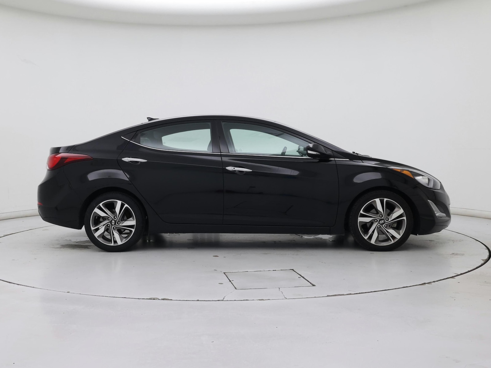 2016 Hyundai Elantra Limited - Photo 8