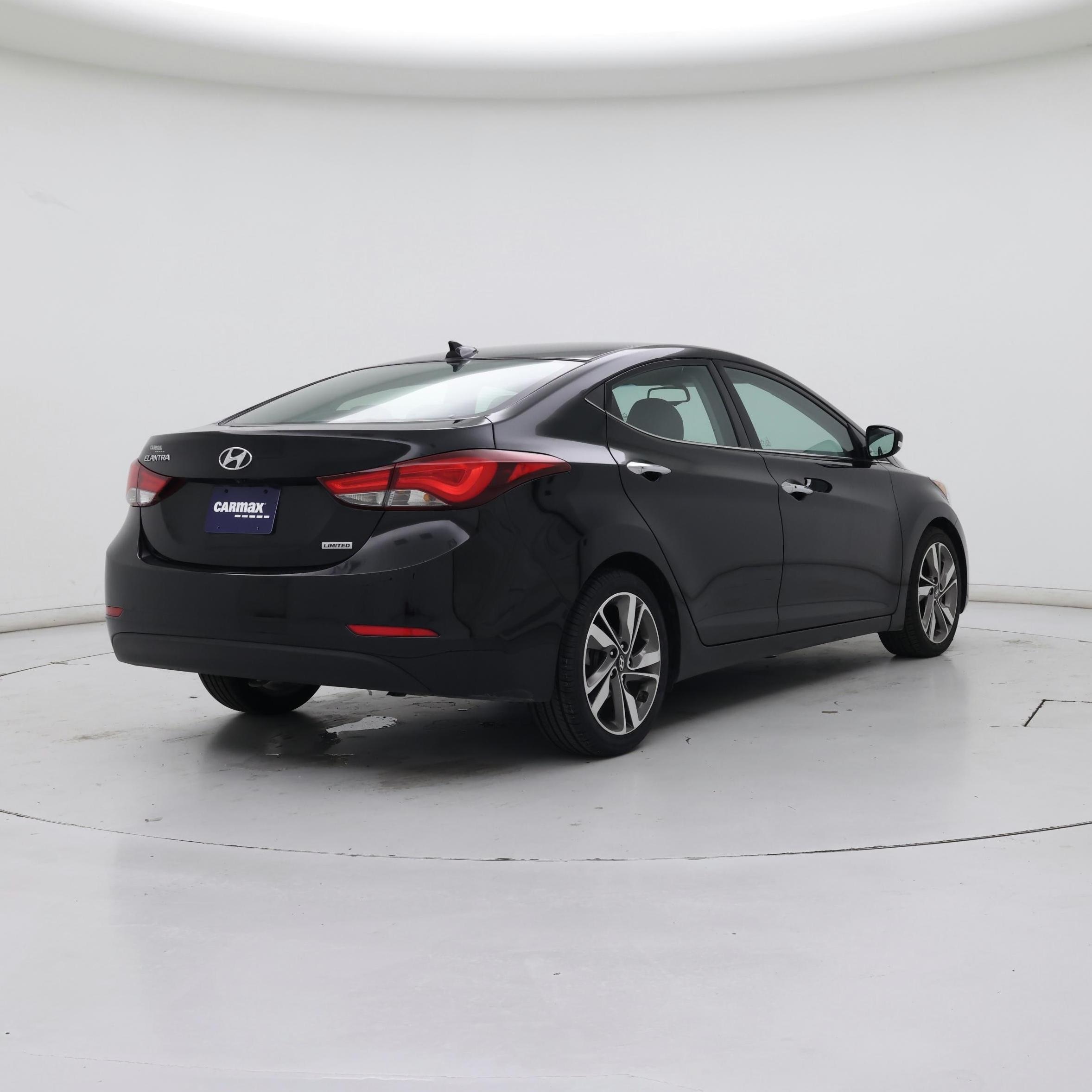 Thumbnail: 2016 Hyundai Elantra - 8