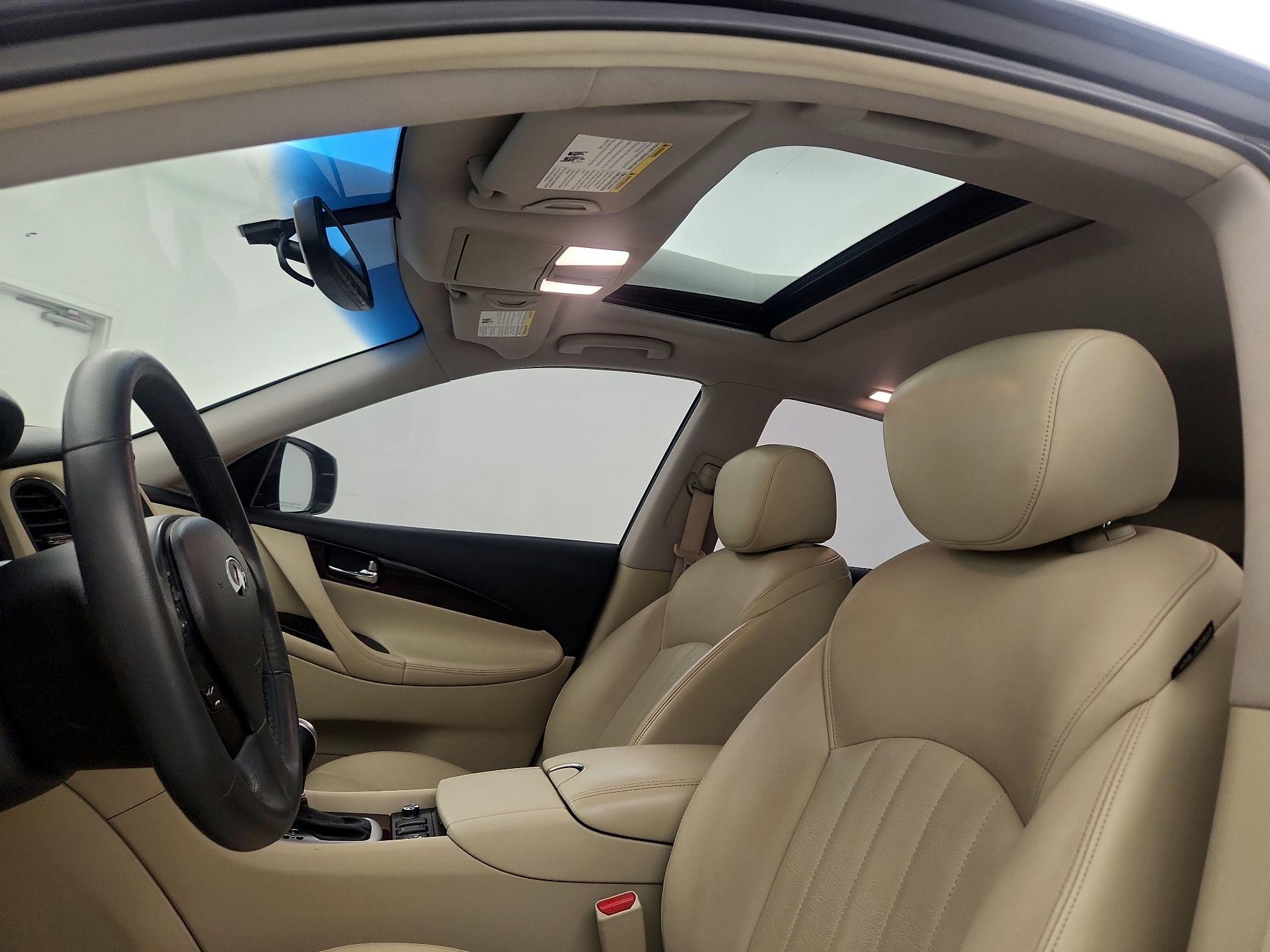 Thumbnail: 2017 INFINITI QX50 - 17
