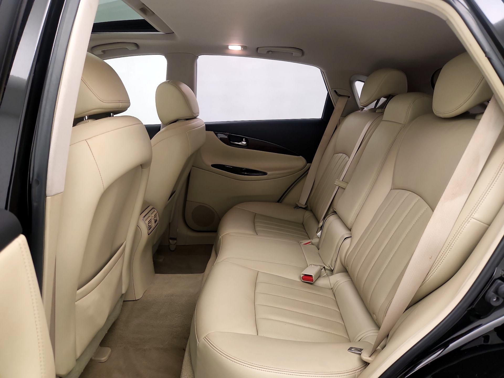 Thumbnail: 2017 INFINITI QX50 - 18
