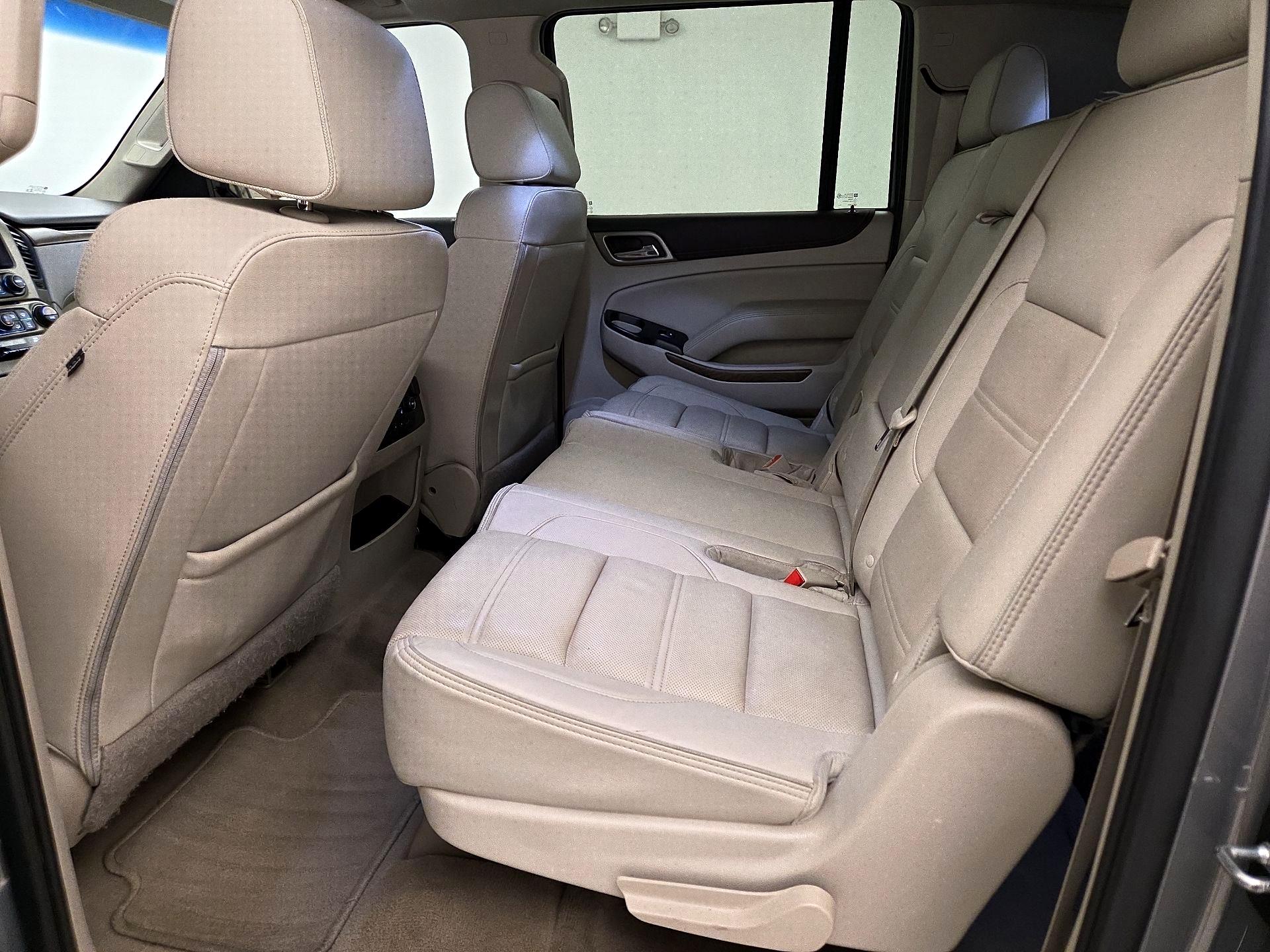 Thumbnail: 2019 GMC Yukon XL - 20