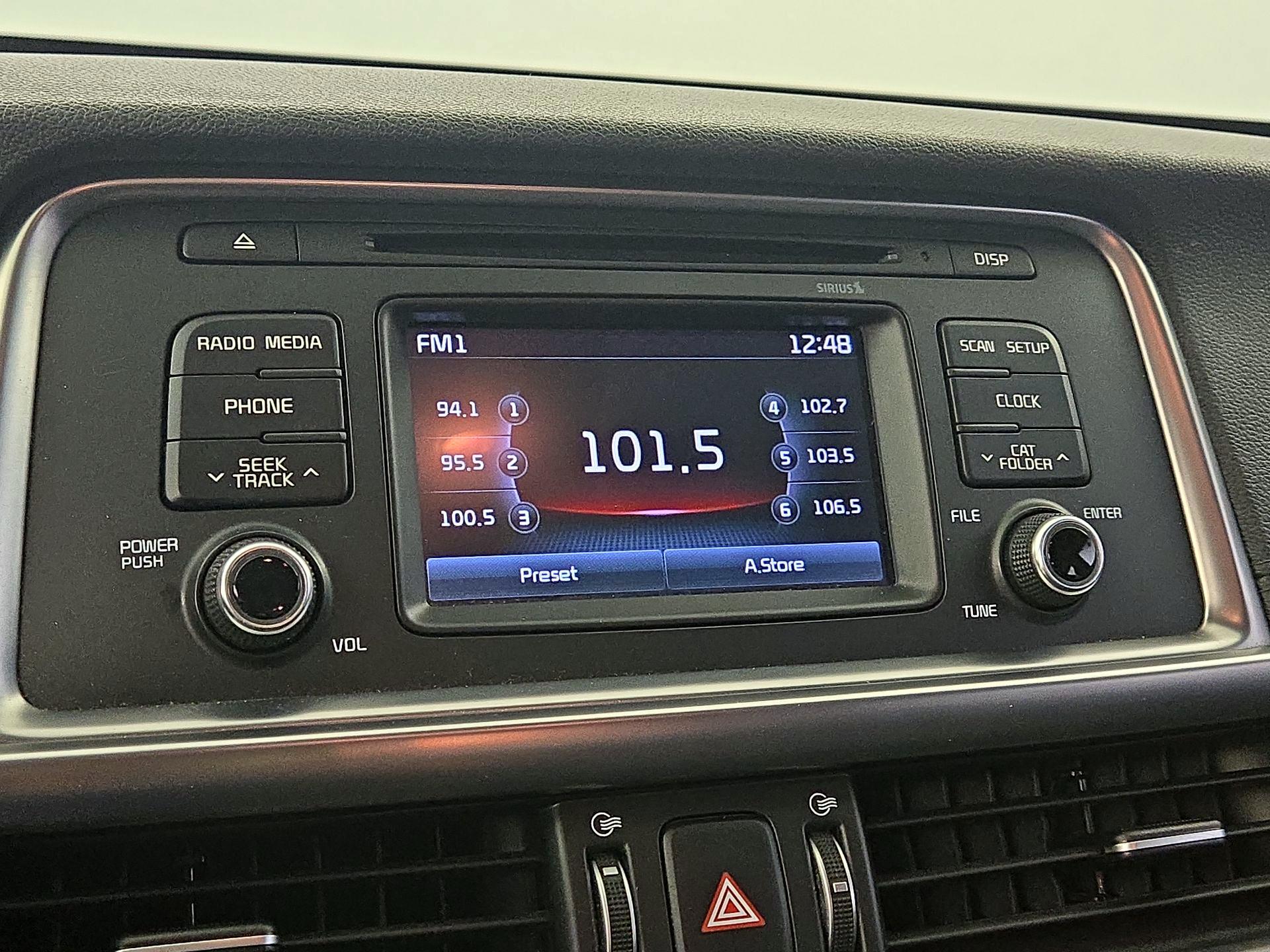 Thumbnail: 2016 Kia Optima - 15