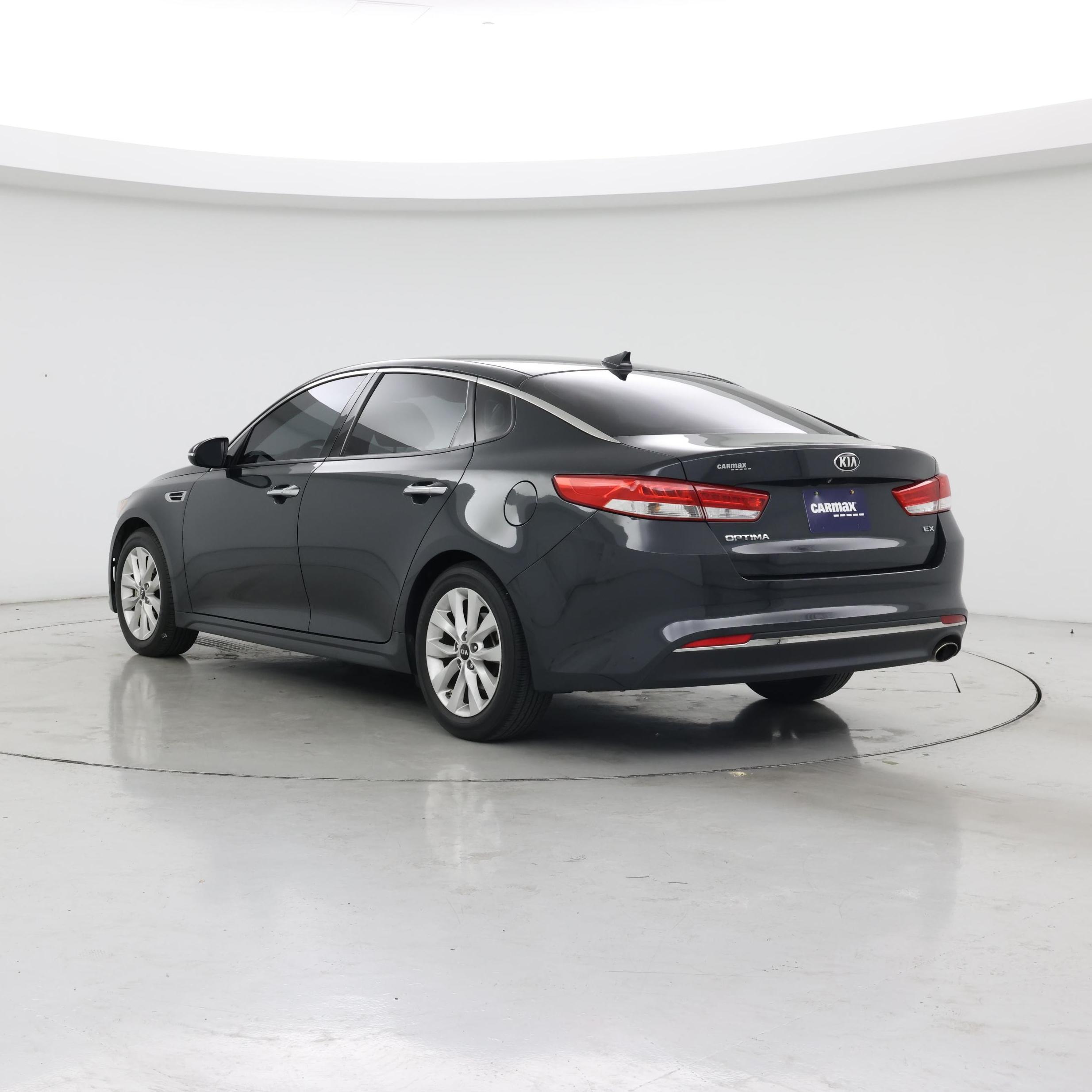 Thumbnail: 2016 Kia Optima - 2
