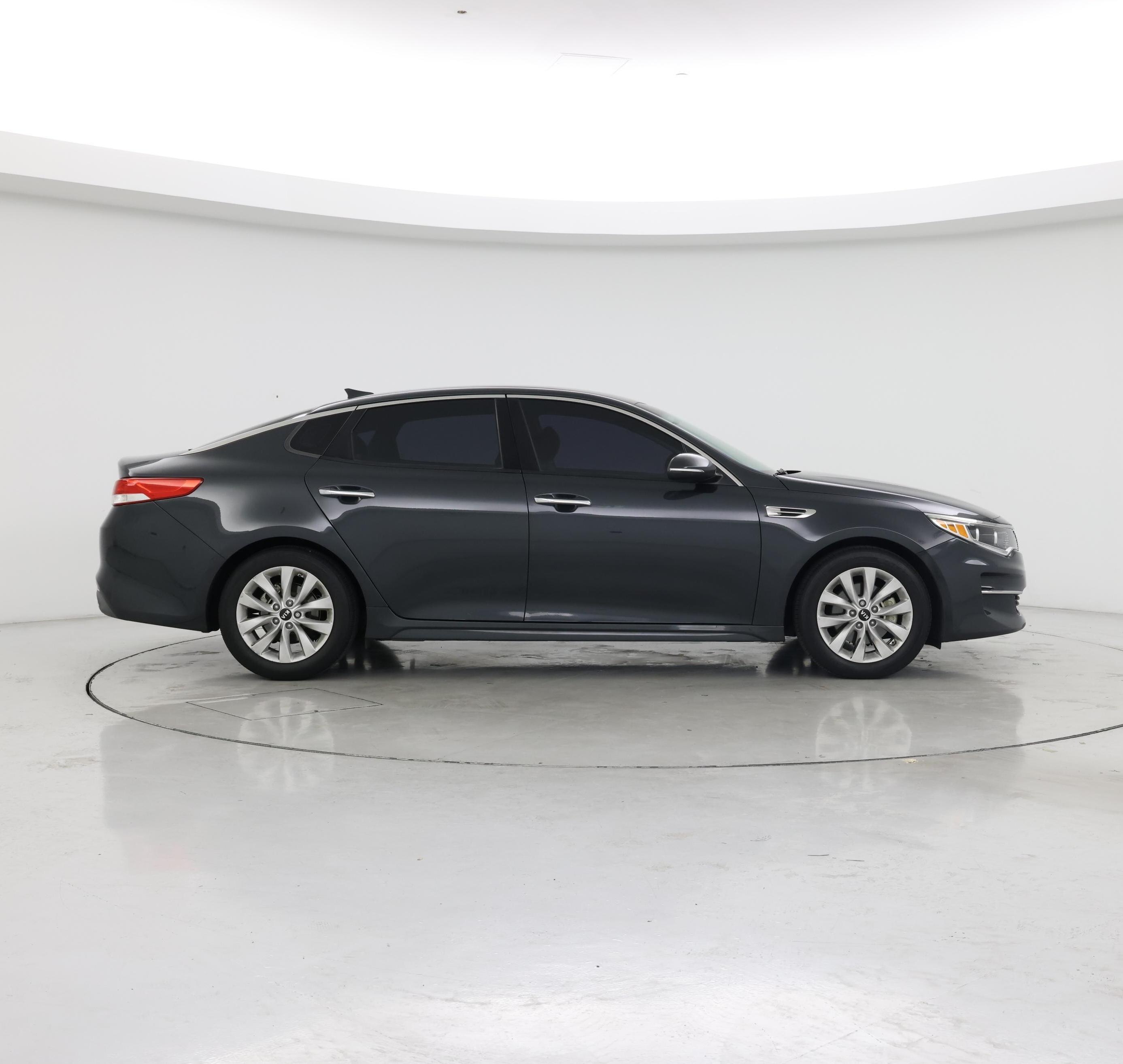 Thumbnail: 2016 Kia Optima - 7
