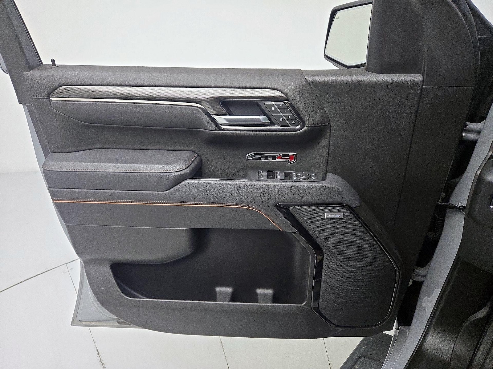 2025 GMC Sierra 1500 AT4 - Photo 13