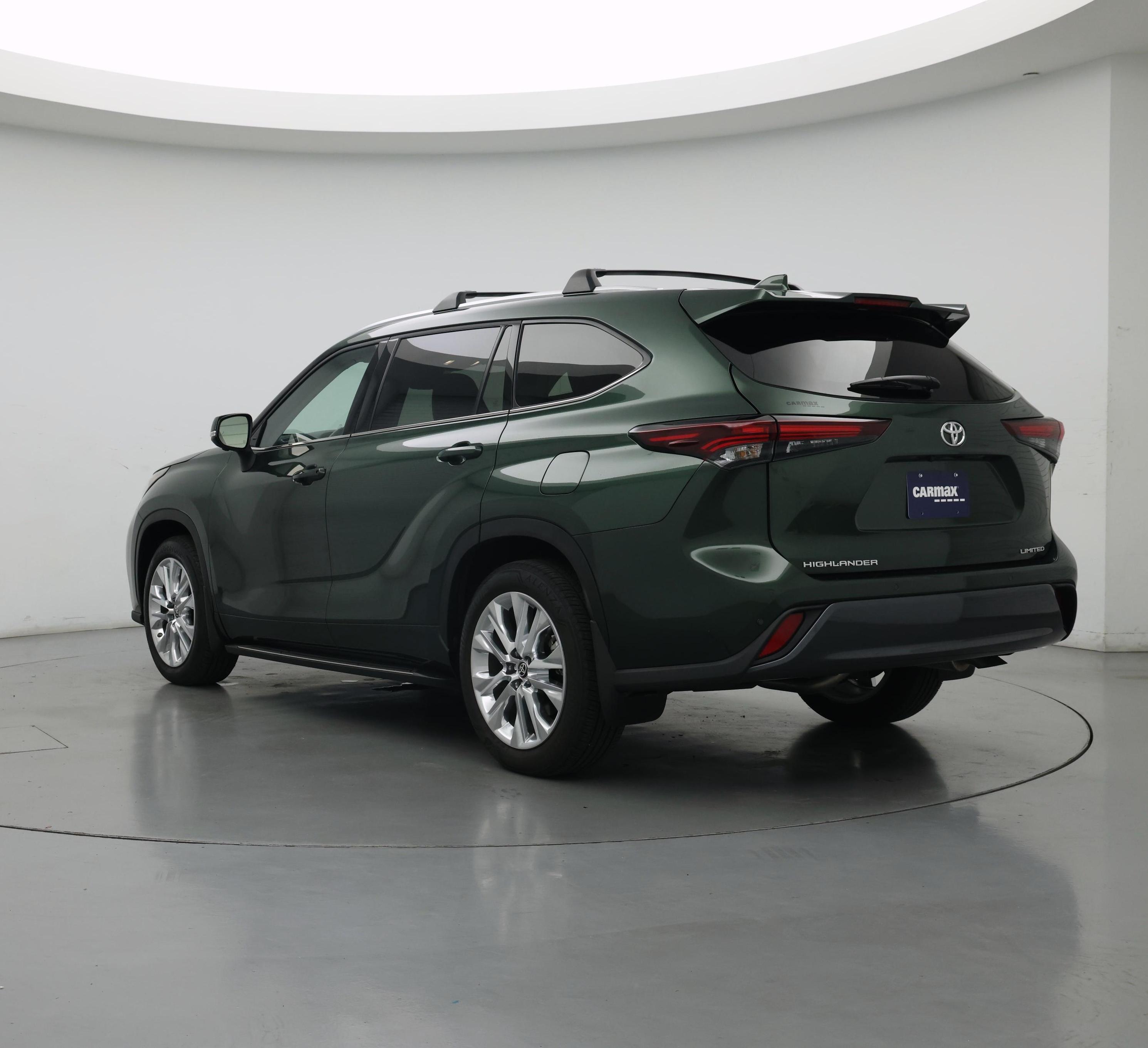 Thumbnail: 2024 Toyota Highlander - 2