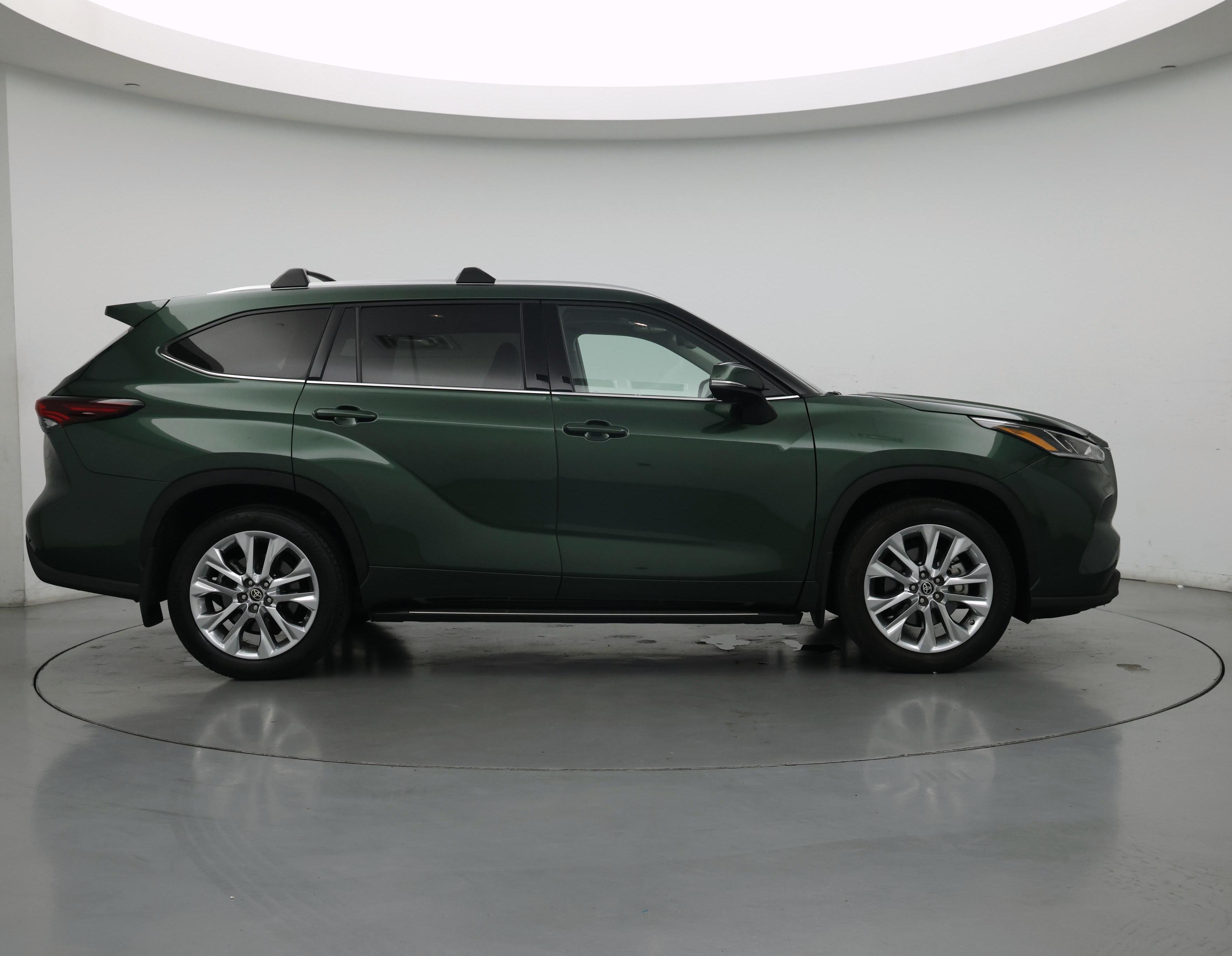 Thumbnail: 2024 Toyota Highlander - 7