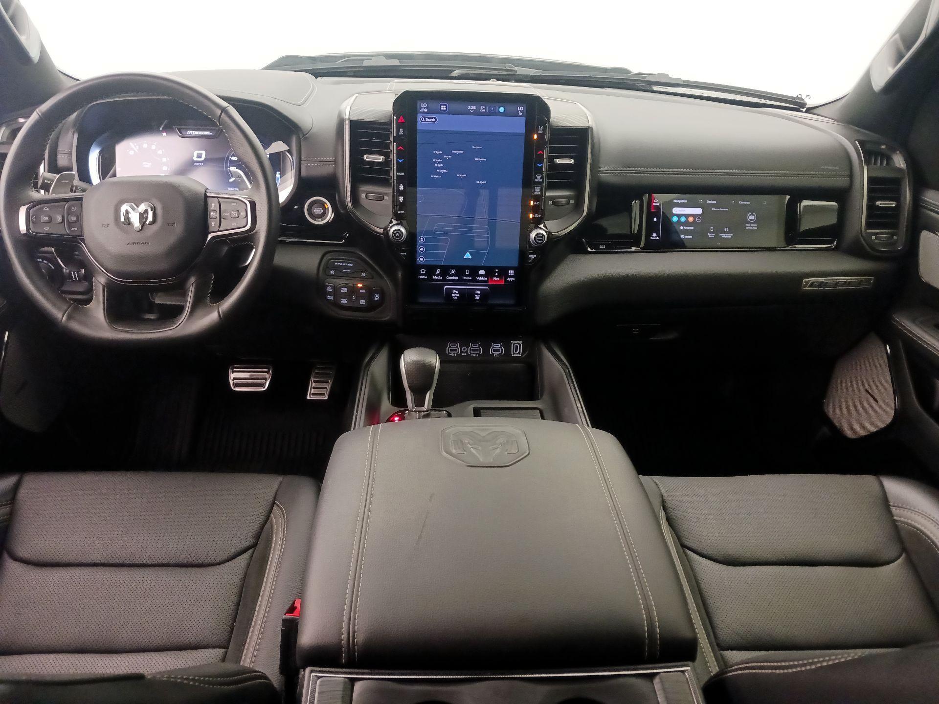 Thumbnail: 2025 RAM 1500 - 9