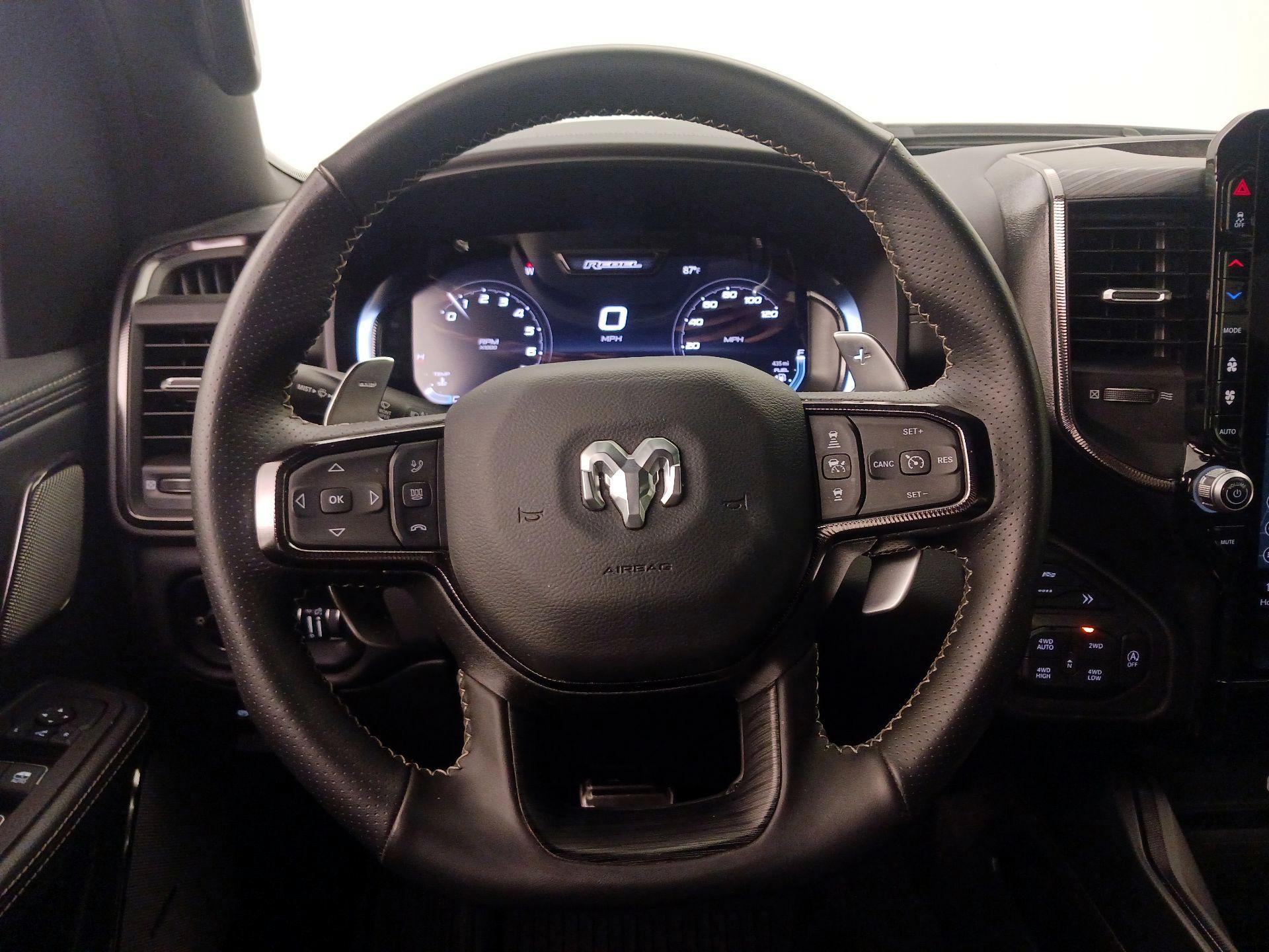 Thumbnail: 2025 RAM 1500 - 10