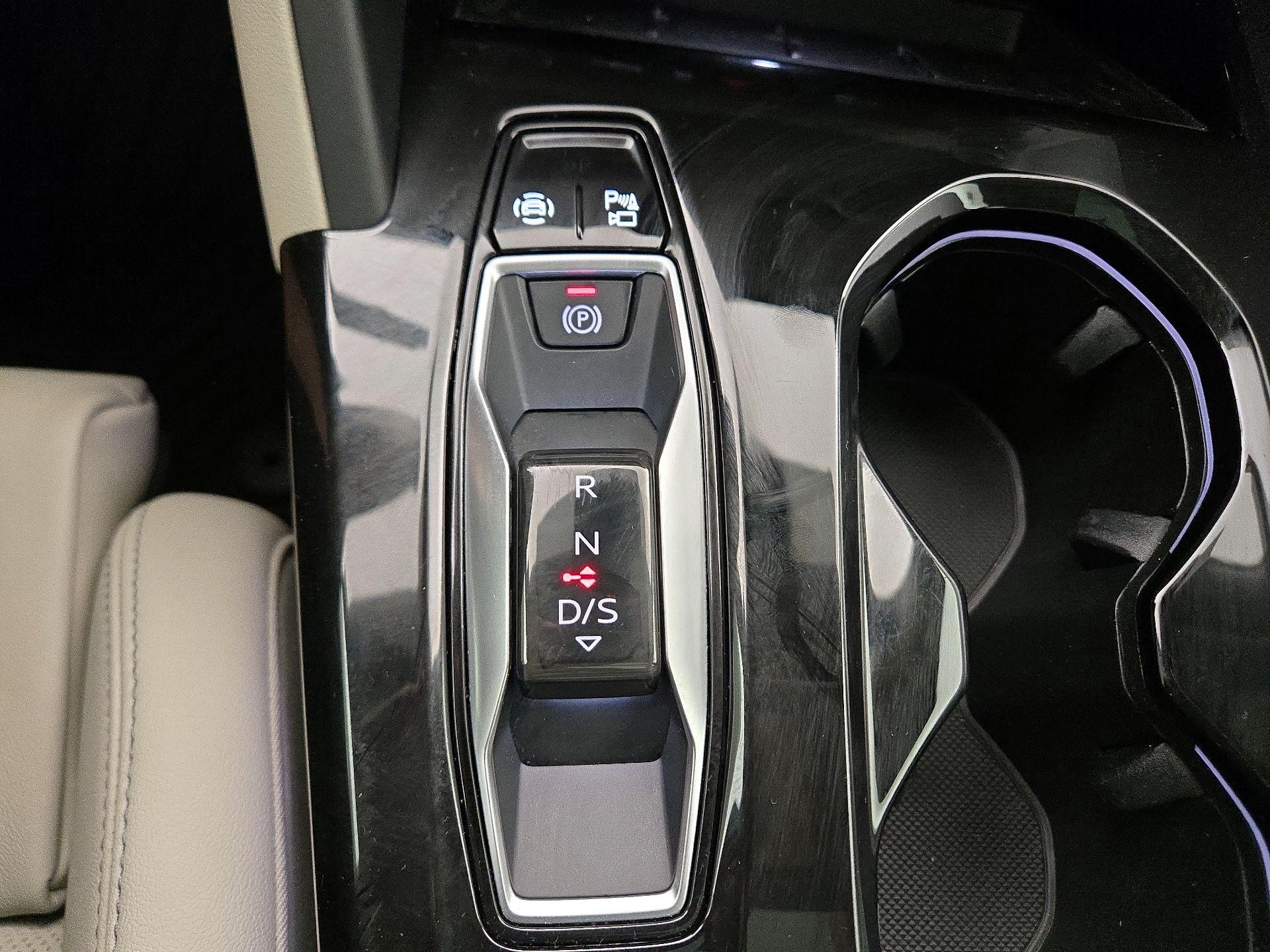 Thumbnail: 2025 Audi Q5 - 17