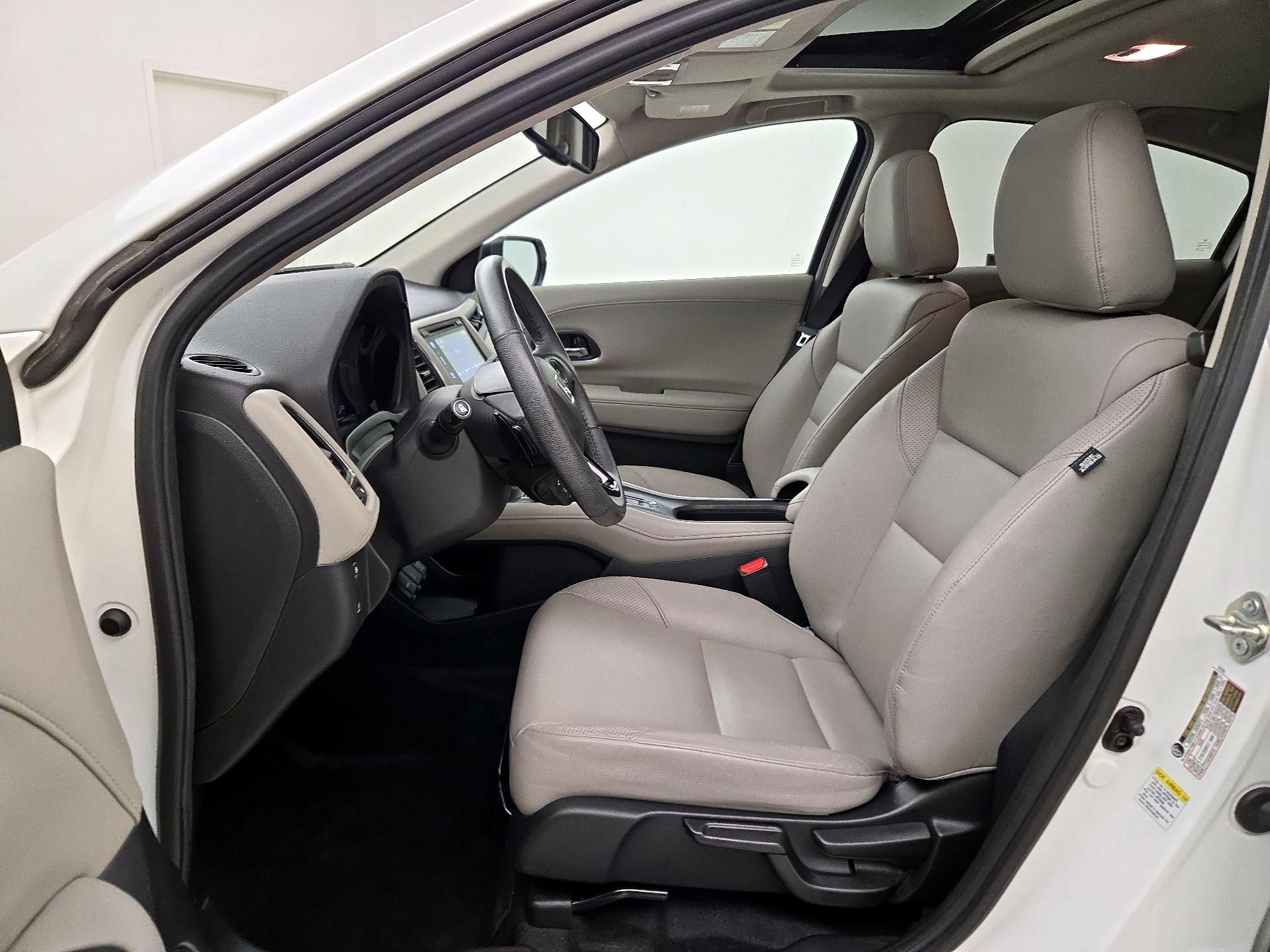 Thumbnail: 2016 Honda HR-V - 11
