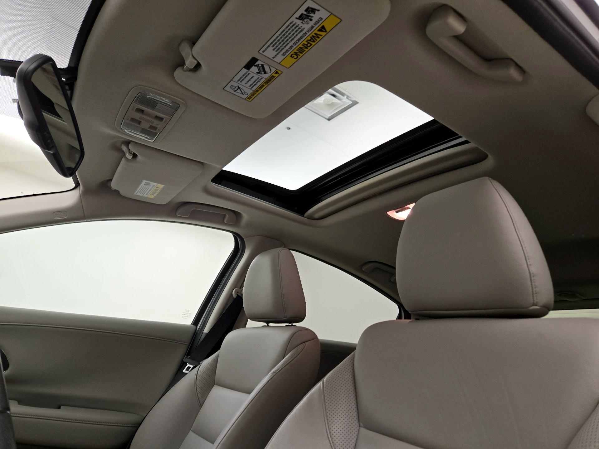 Thumbnail: 2016 Honda HR-V - 19