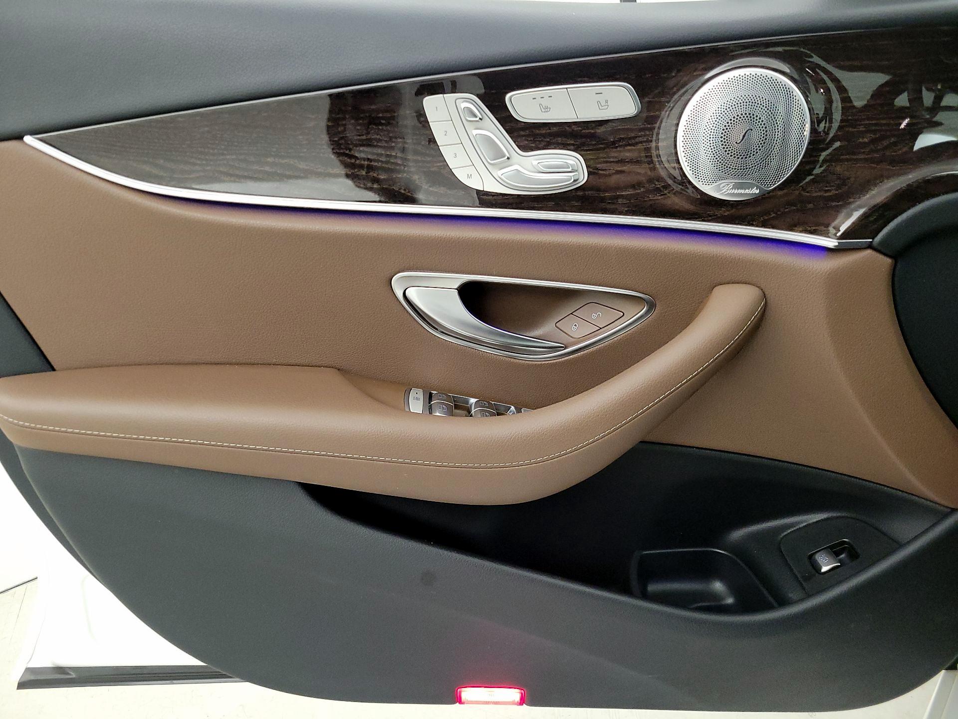 Thumbnail: 2020 Mercedes-Benz E-Class - 12